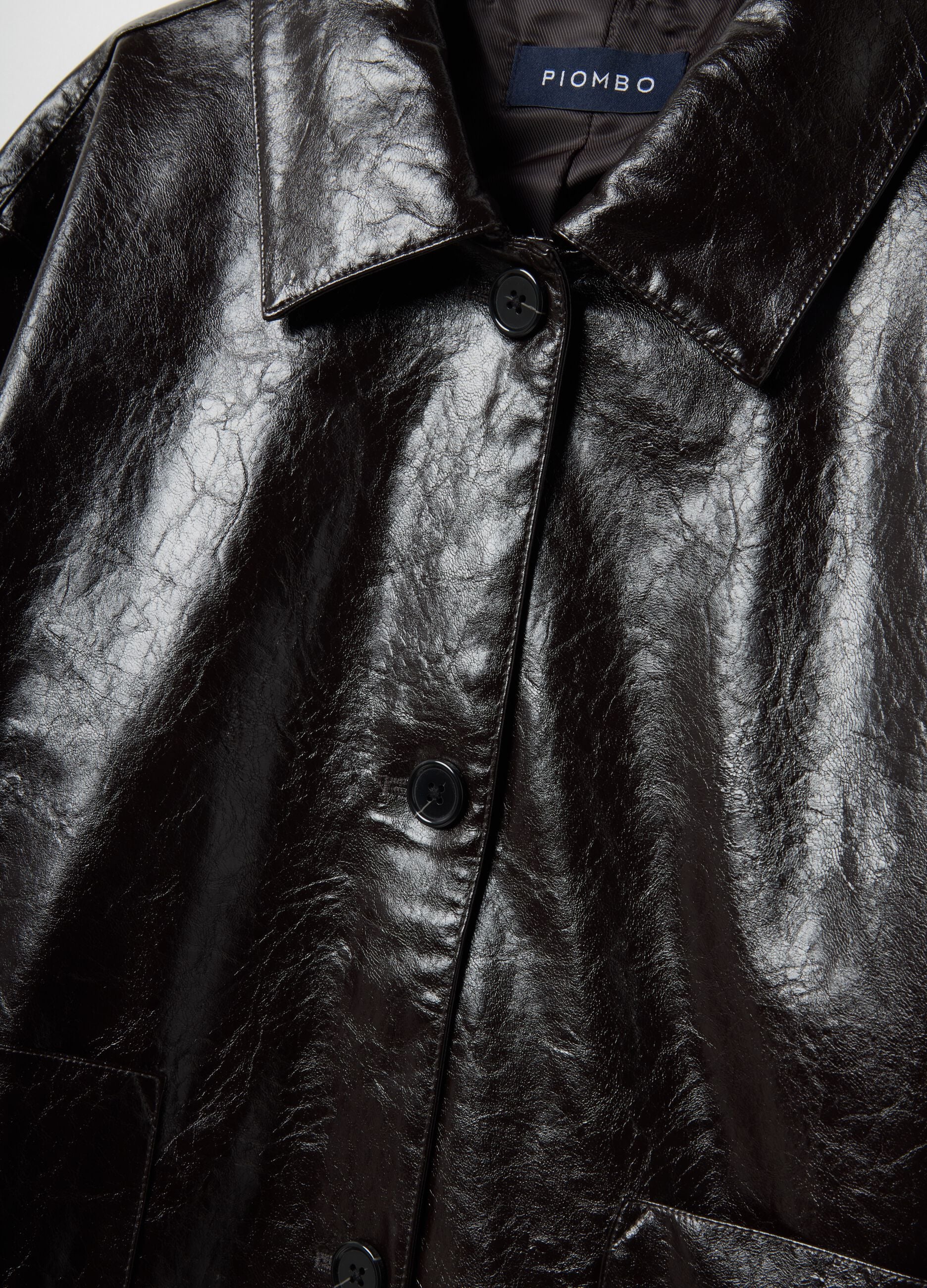Shiny black regular fit jacket with collar and buttons