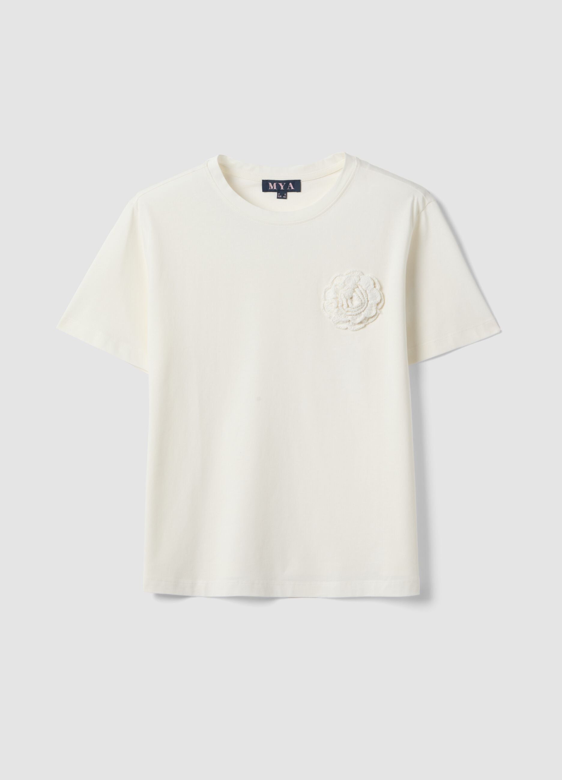 Regular fit pure white cotton T-shirt with appliqued flower