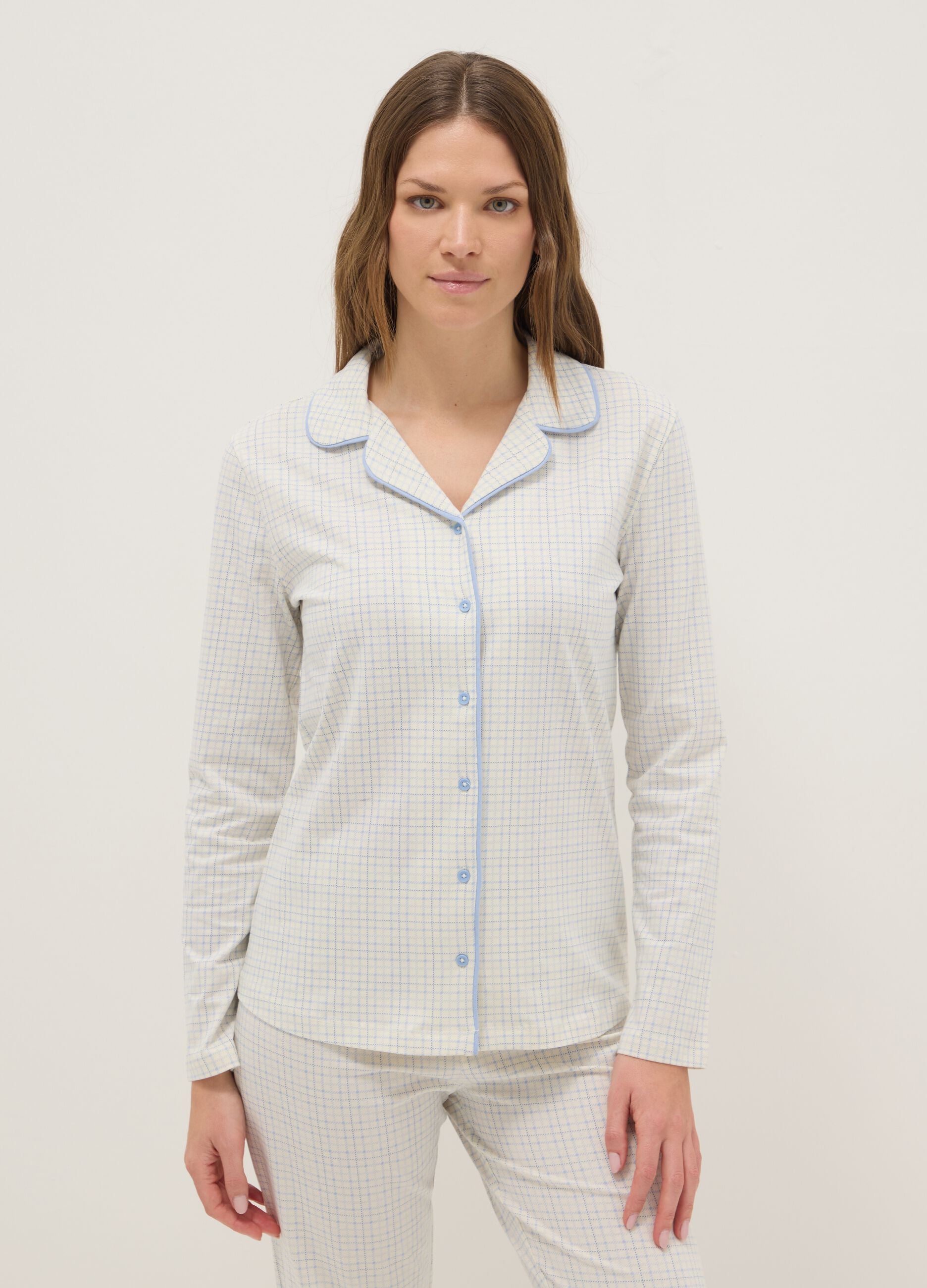 White check pyjamas in pure cotton regular fit