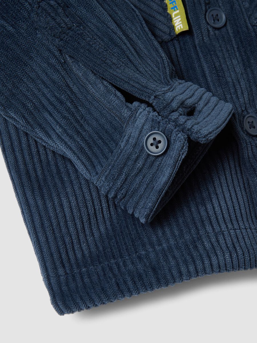 Blue ribbed shacket with buttons and classic collar_3