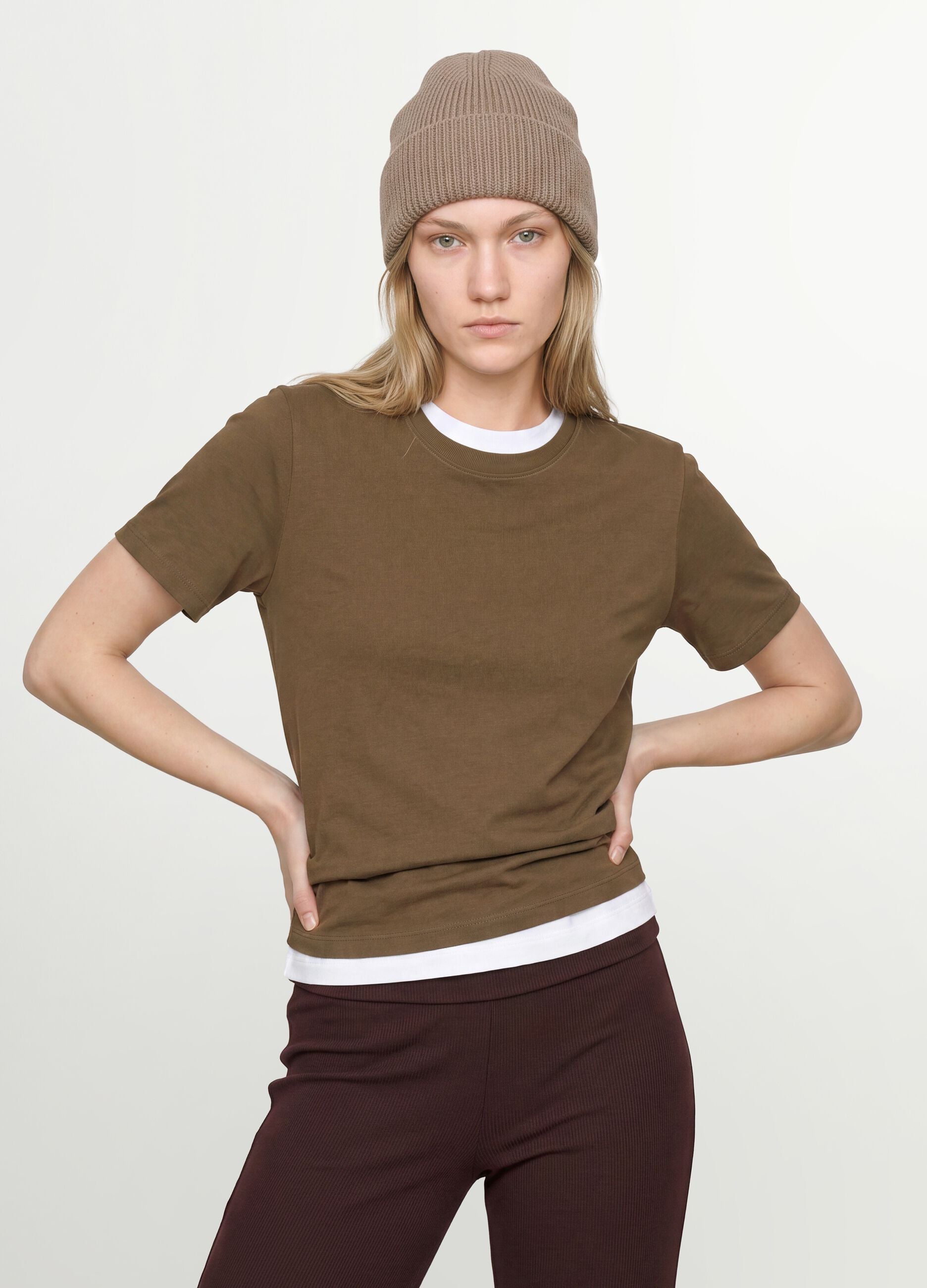 T-shirt verde in puro cotone organico a girocollo regular fit