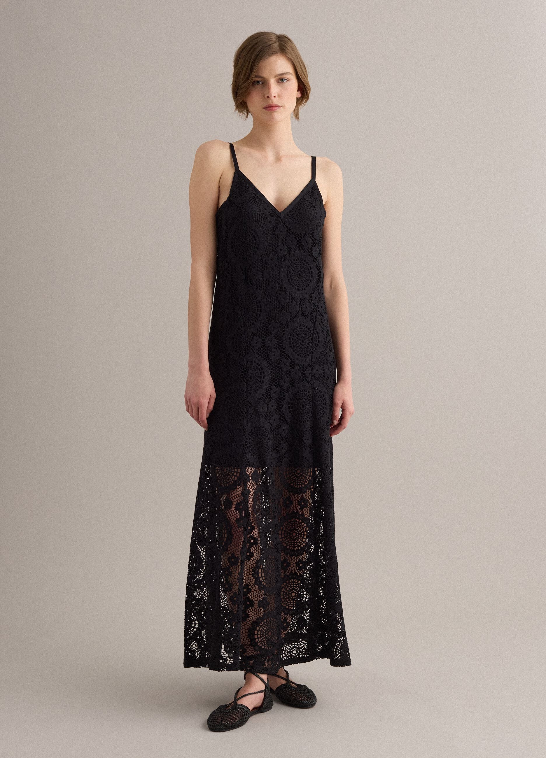 Long black crochet dress with V-neck, regular fit
