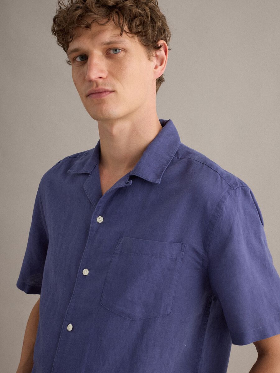 Blue linen-cotton blend shirt with bowling collar_0