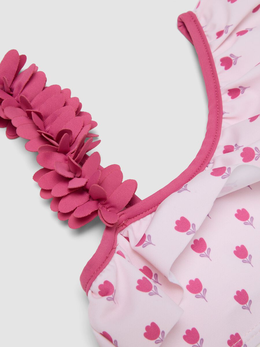 Bikini rosa in tessuto elasticizzato con volant_2