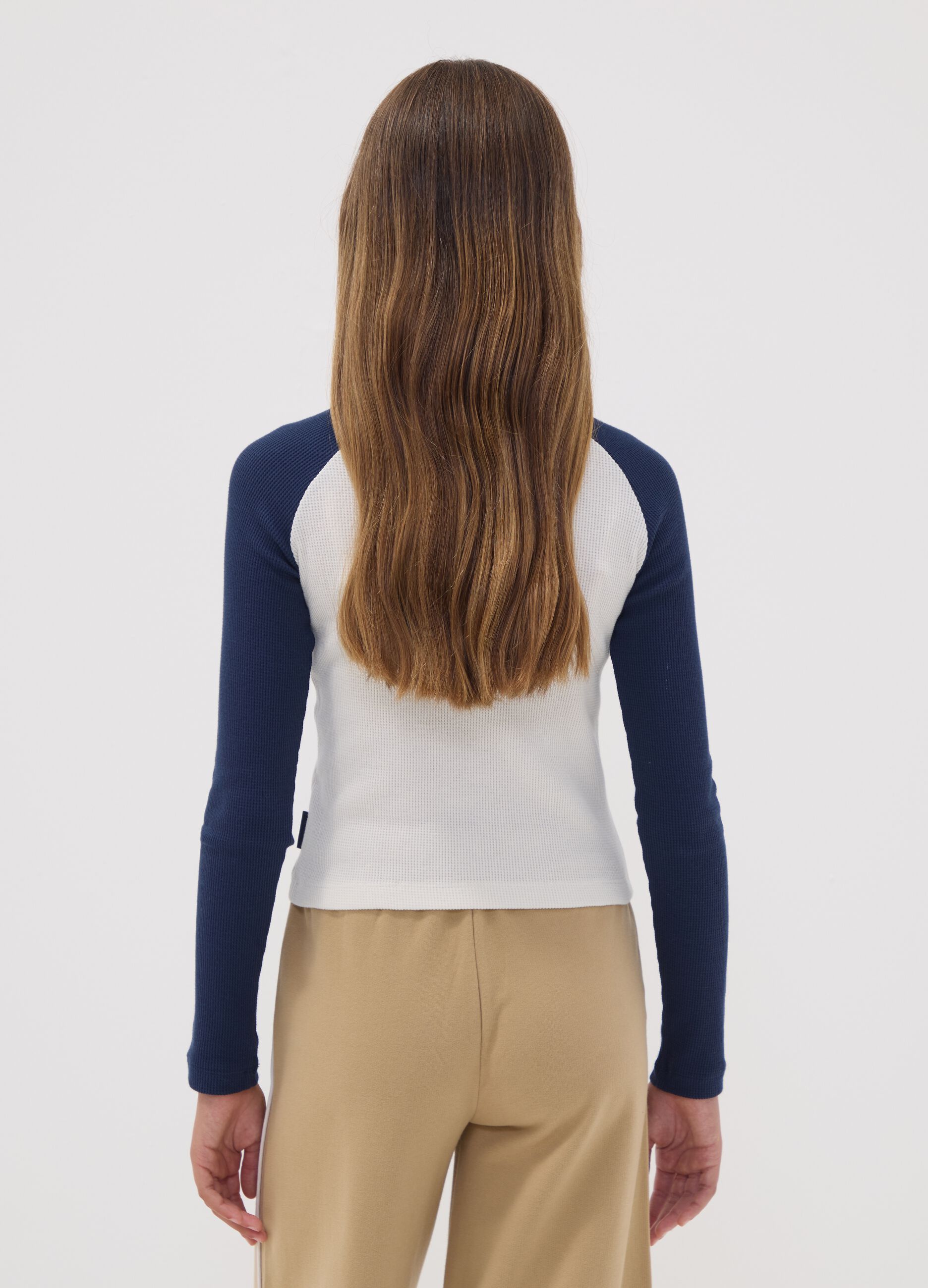 Blue stretch cotton T-shirt with contrast sleeves for girls