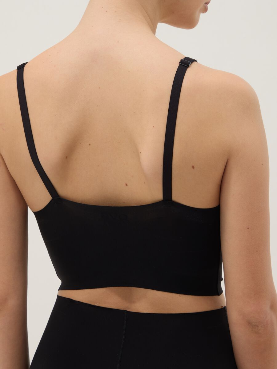 Black non-padded bra with adjustable straps_2