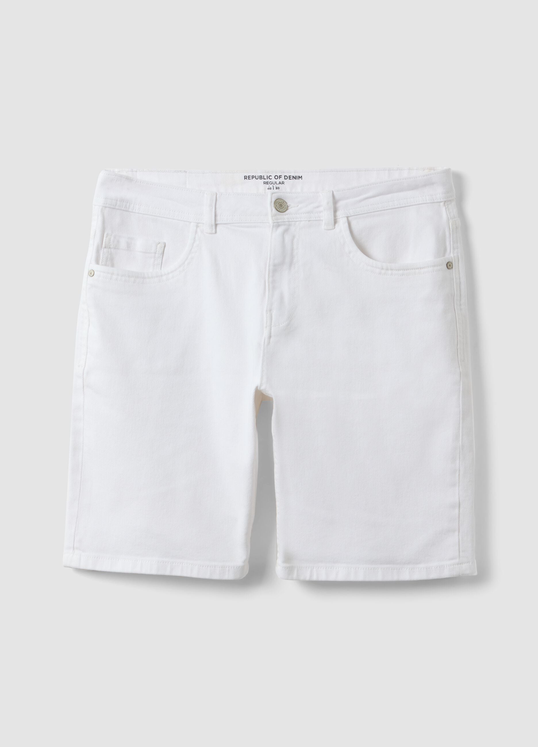 White denim Bermuda shorts in stretch cotton, regular fit