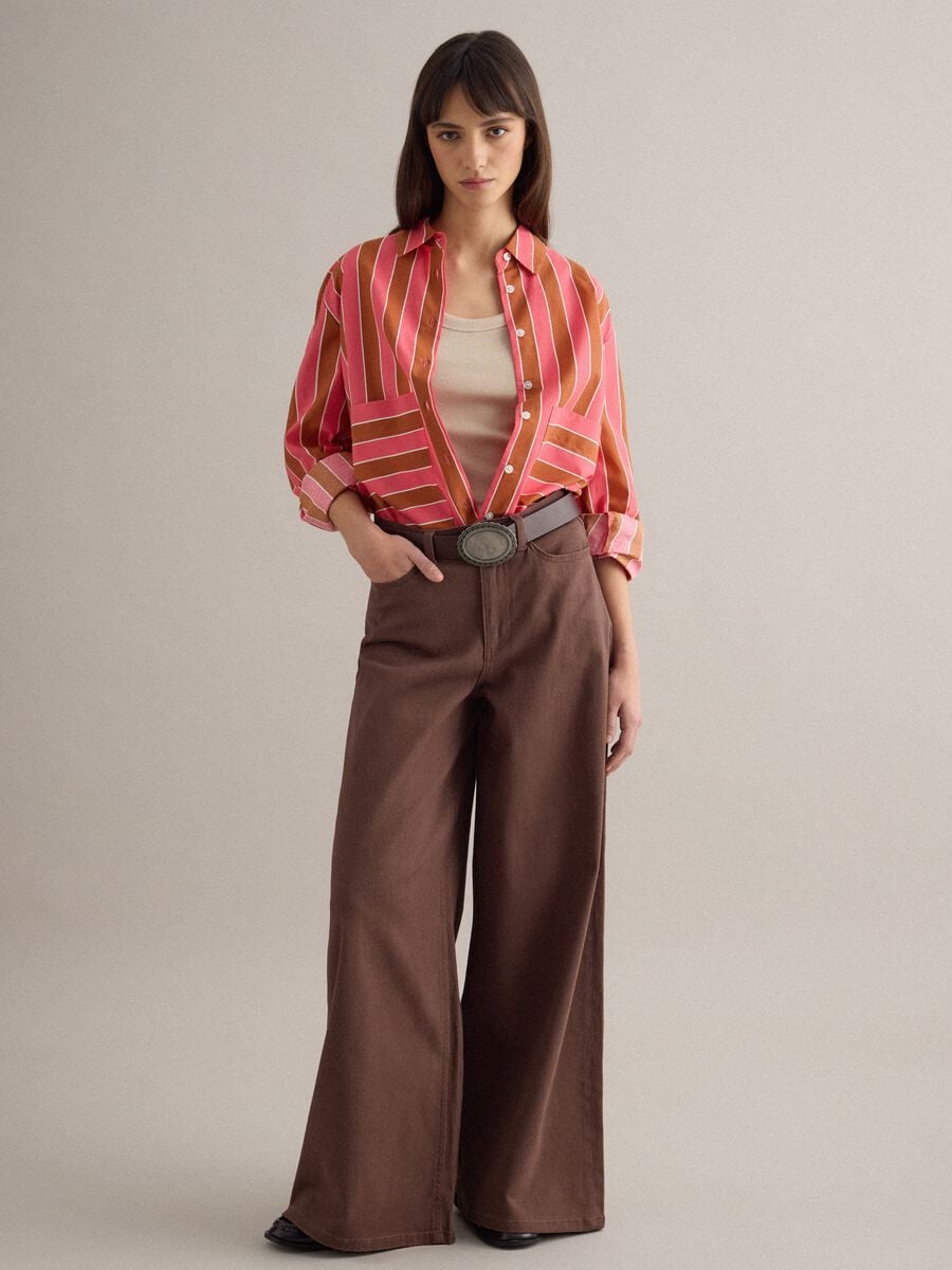 Pantaloni flare in cotone elasticizzato marrone_0