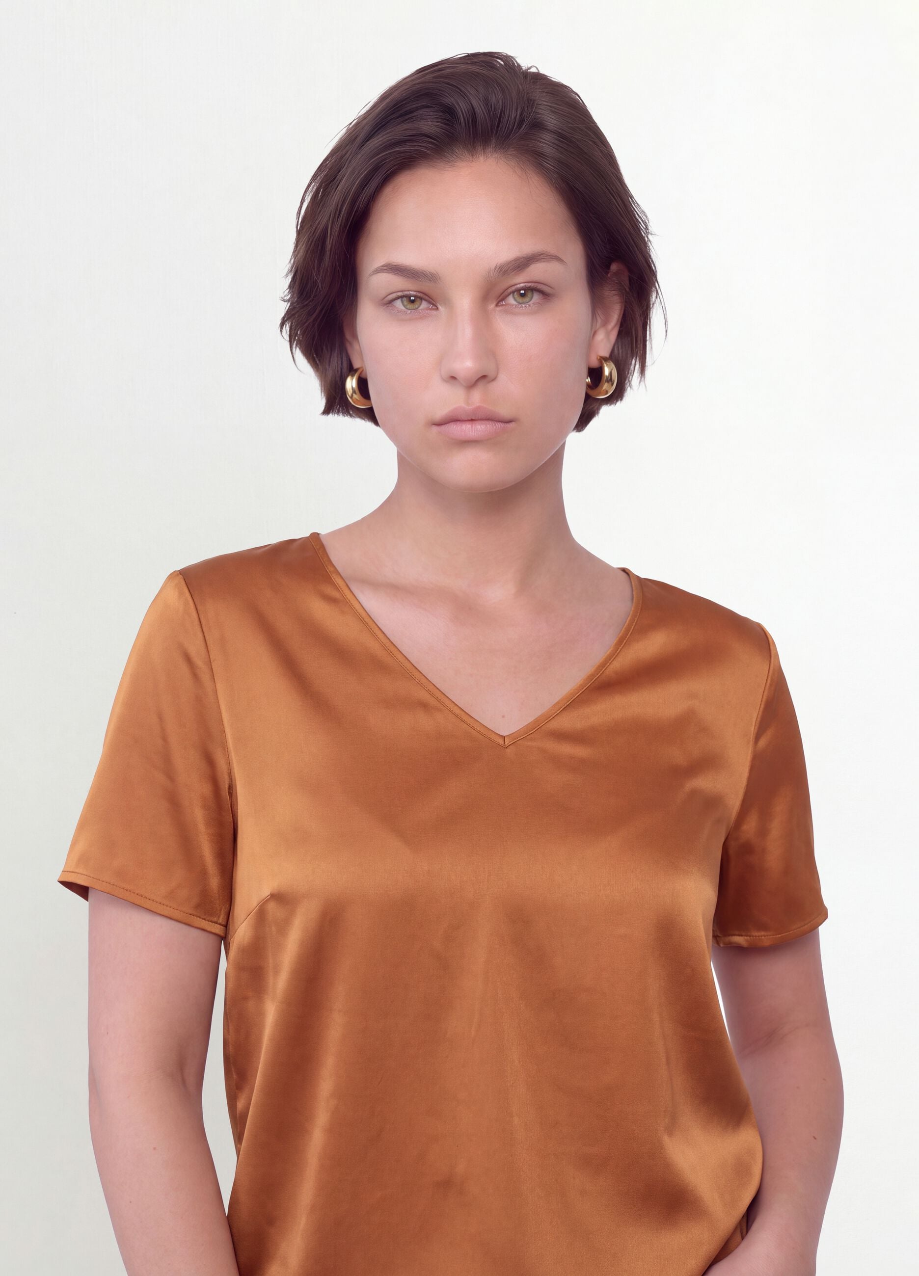 Brown satin V-neck blouse in stretch fabric, regular fit