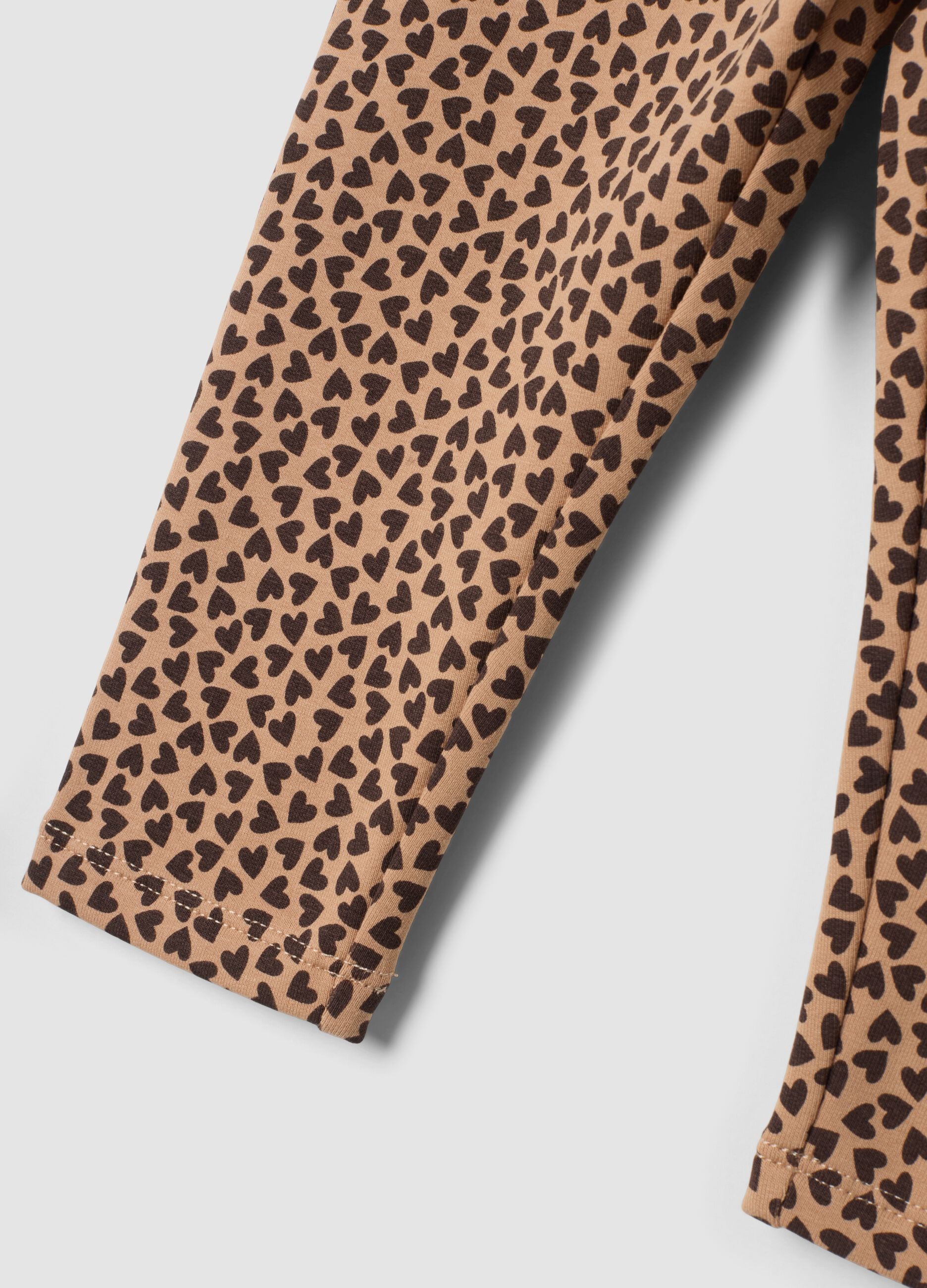 Brown stretch cotton leggings with heart print