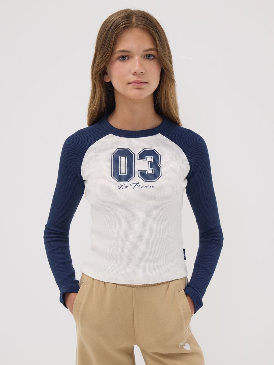 Blue stretch cotton T-shirt with contrast sleeves for girls_0