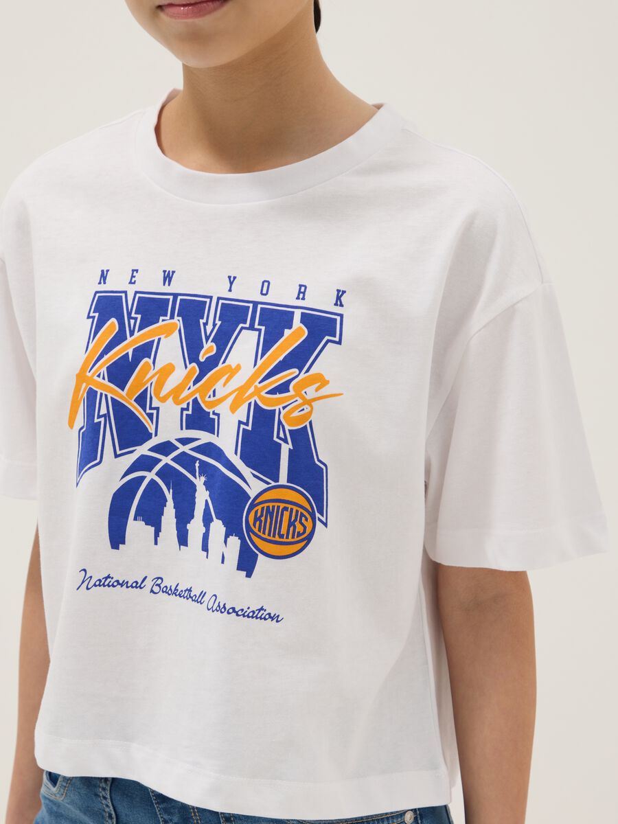 T-shirt in puro cotone bianca da ragazza regular fit New York Knicks_2