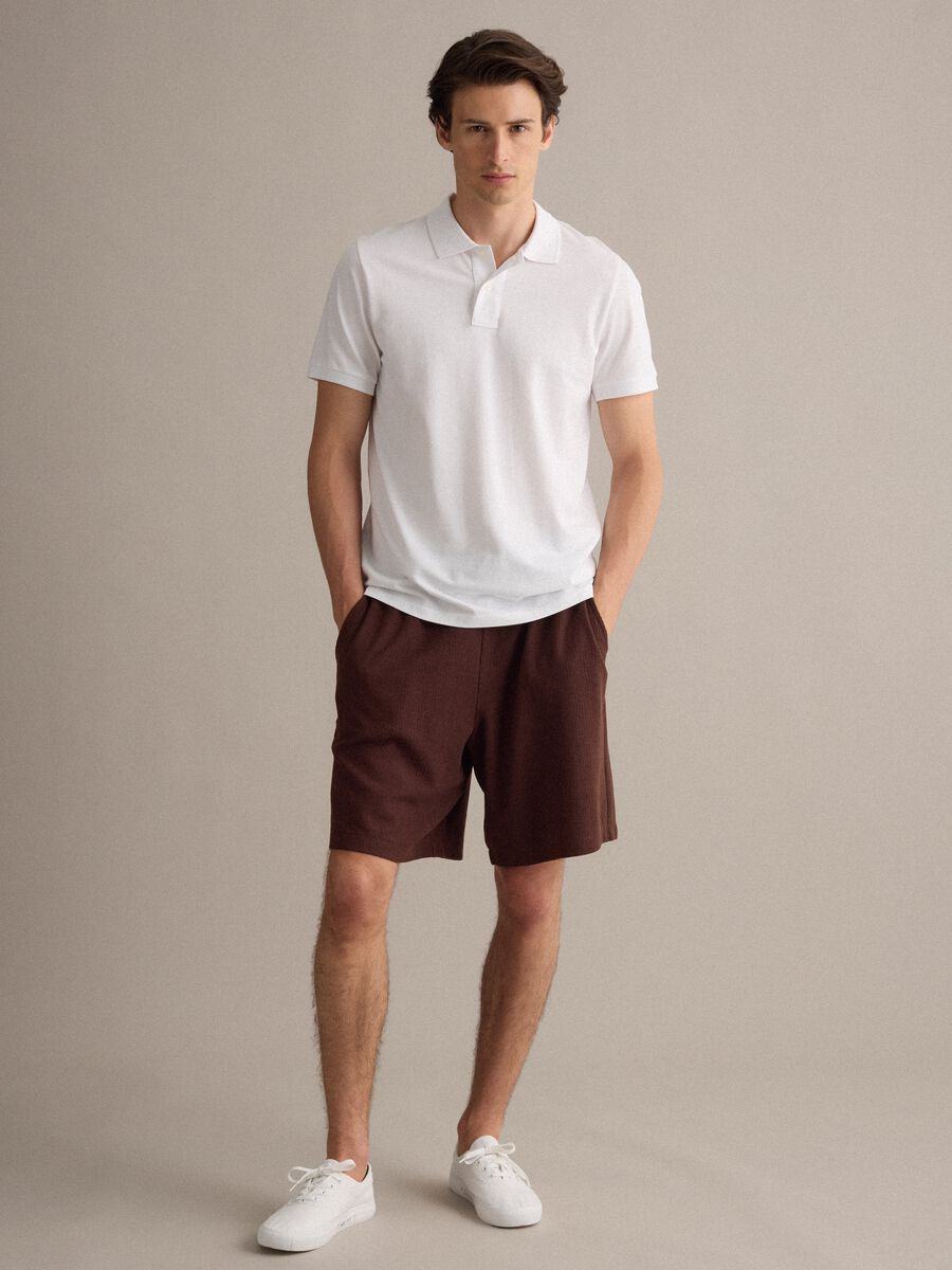 Brown cotton-blend jogger shorts with drawstring, relaxed fit_0