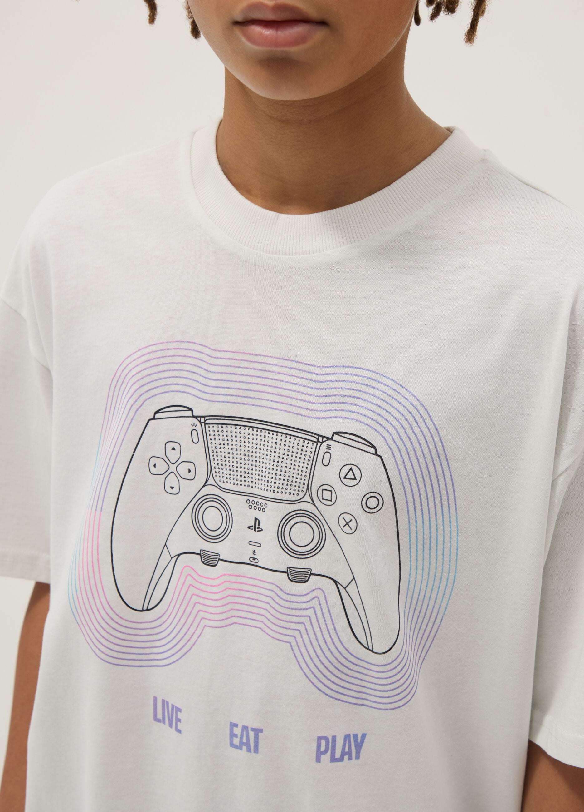 White pure cotton oversized fit boy's T-shirt with print