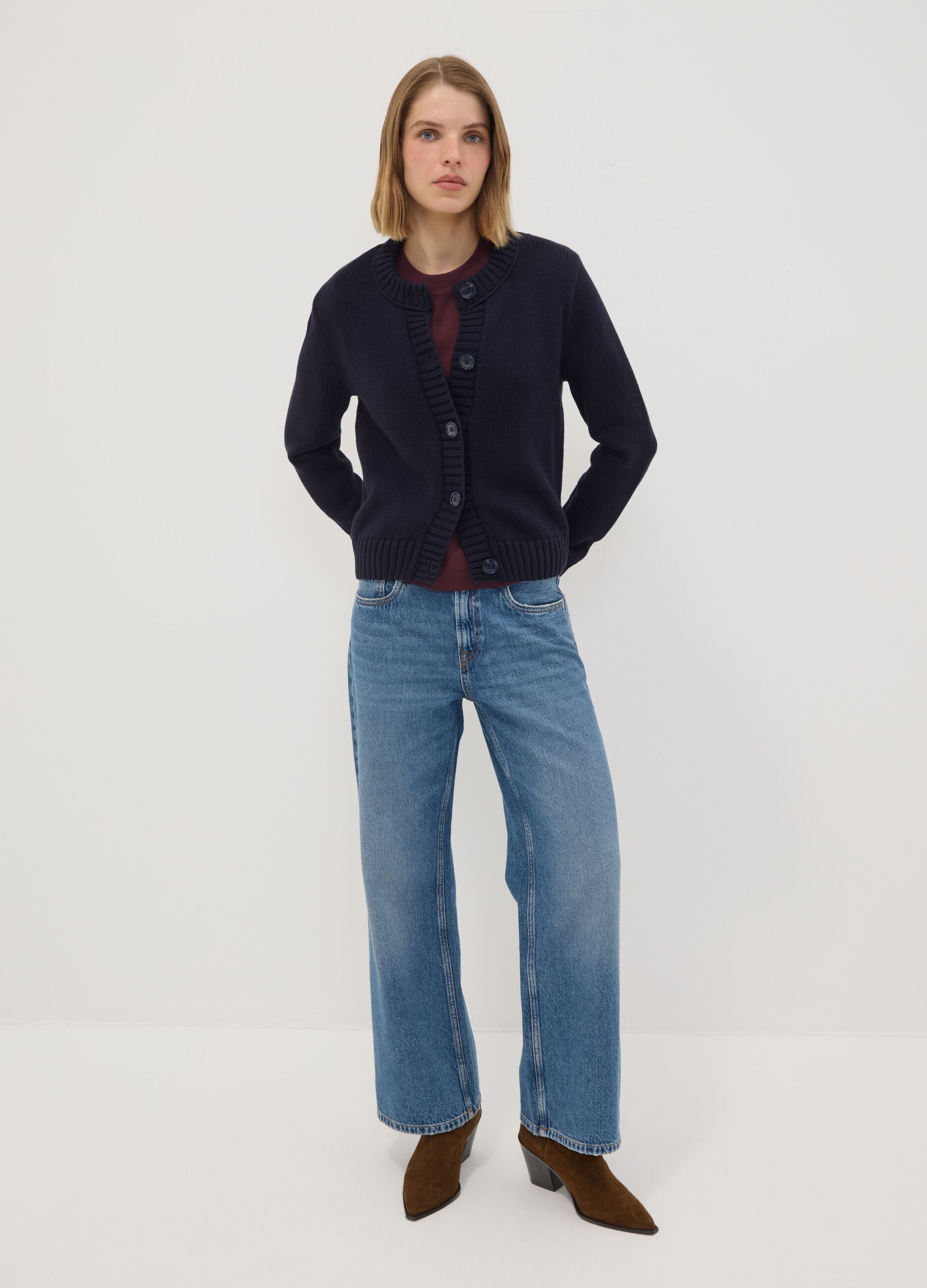 Navy pure cotton crew-neck cardigan with buttons, regular fit