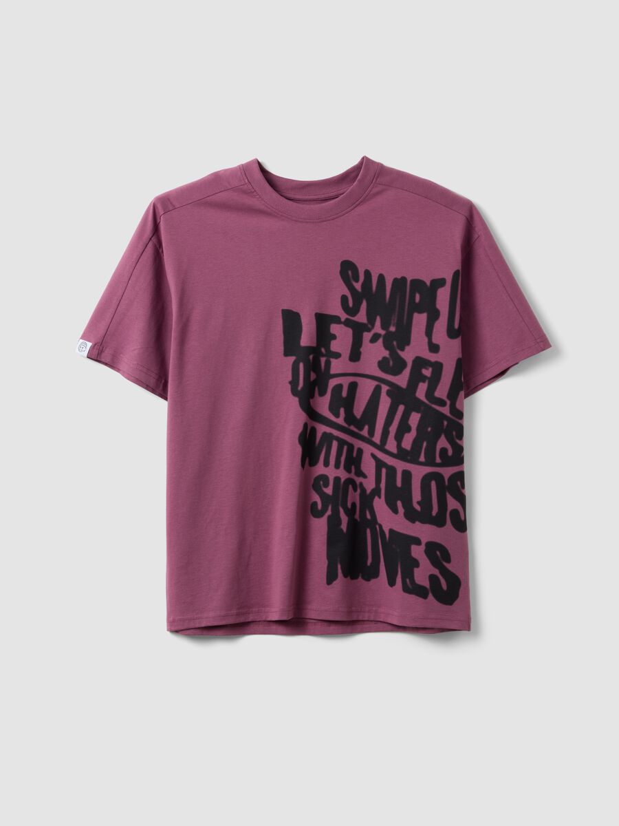 T-shirt viola in puro cotone da ragazzo oversize fit con stampa_3