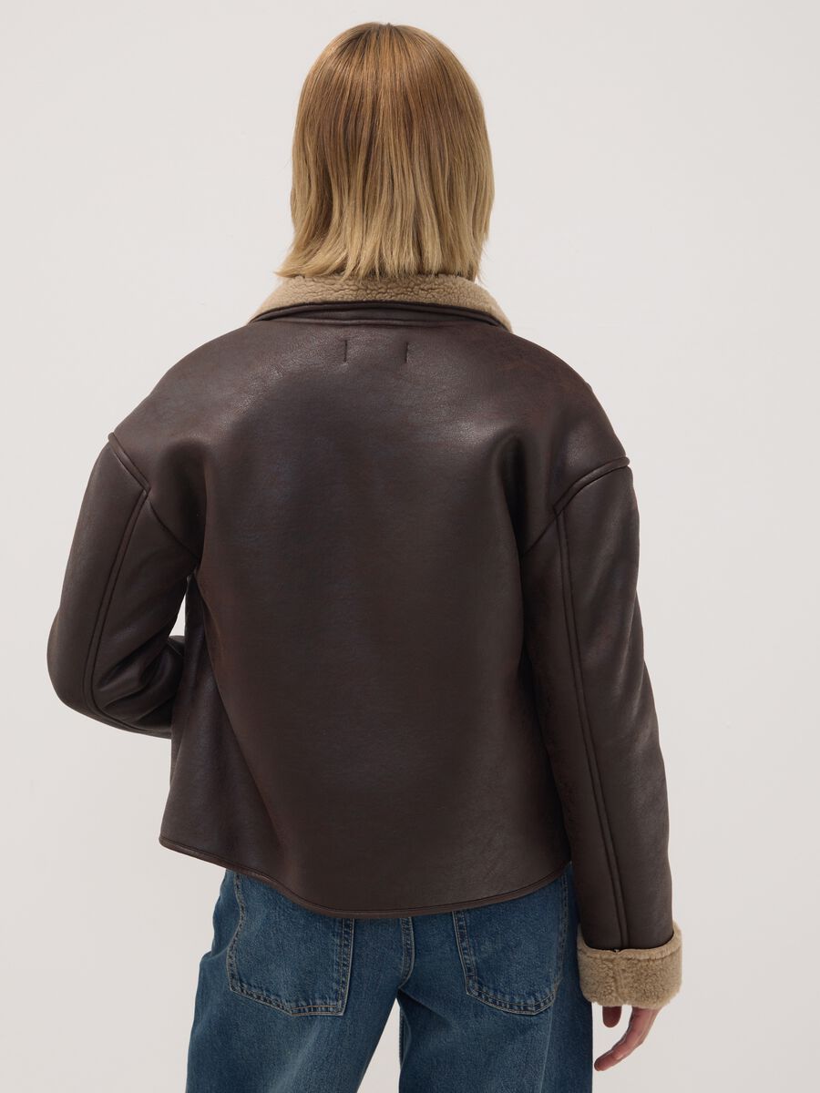 Brown jacket with contrast lining_3