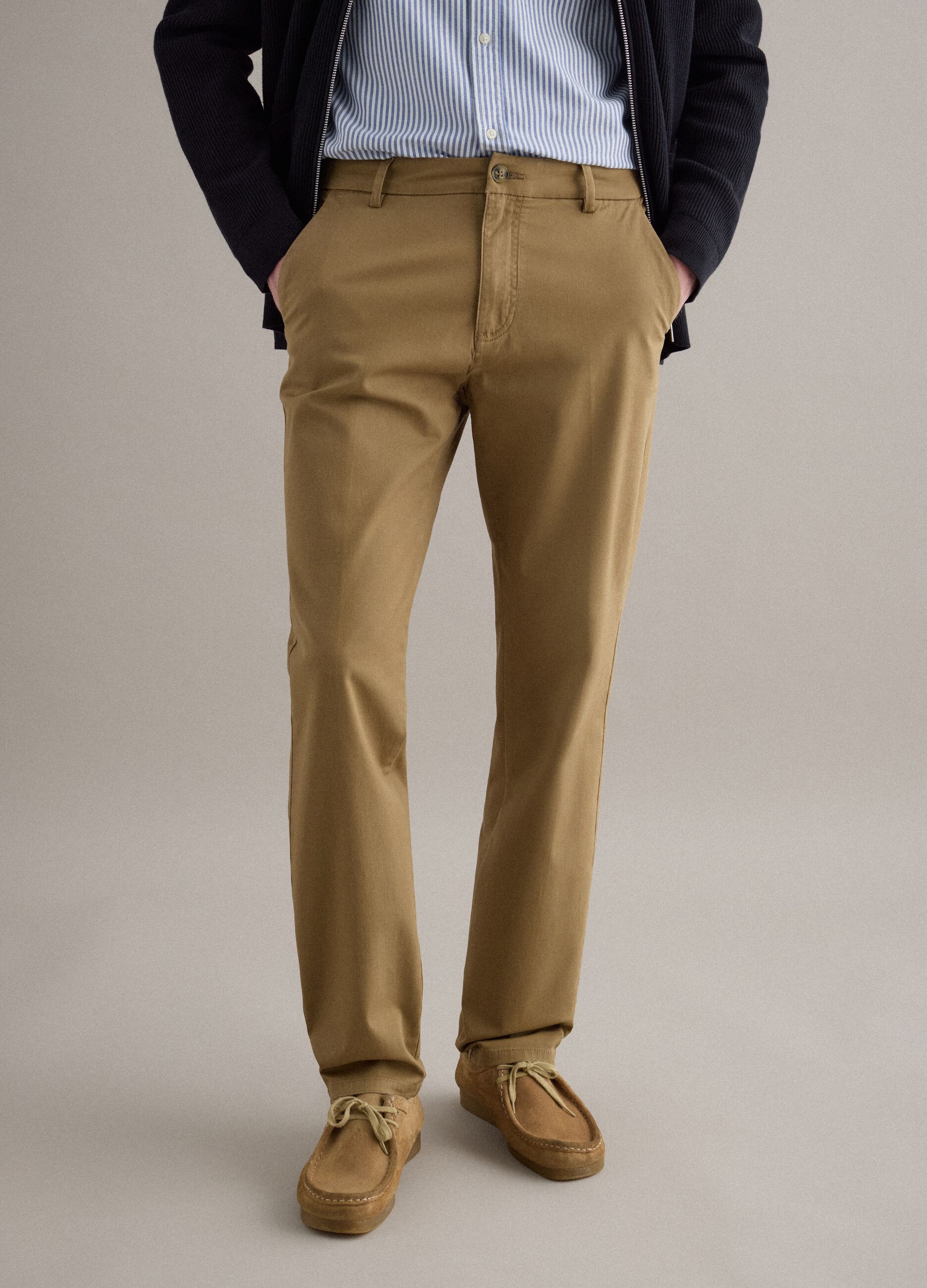 Pantaloni chino marrone in cotone elasticizzato slim fit