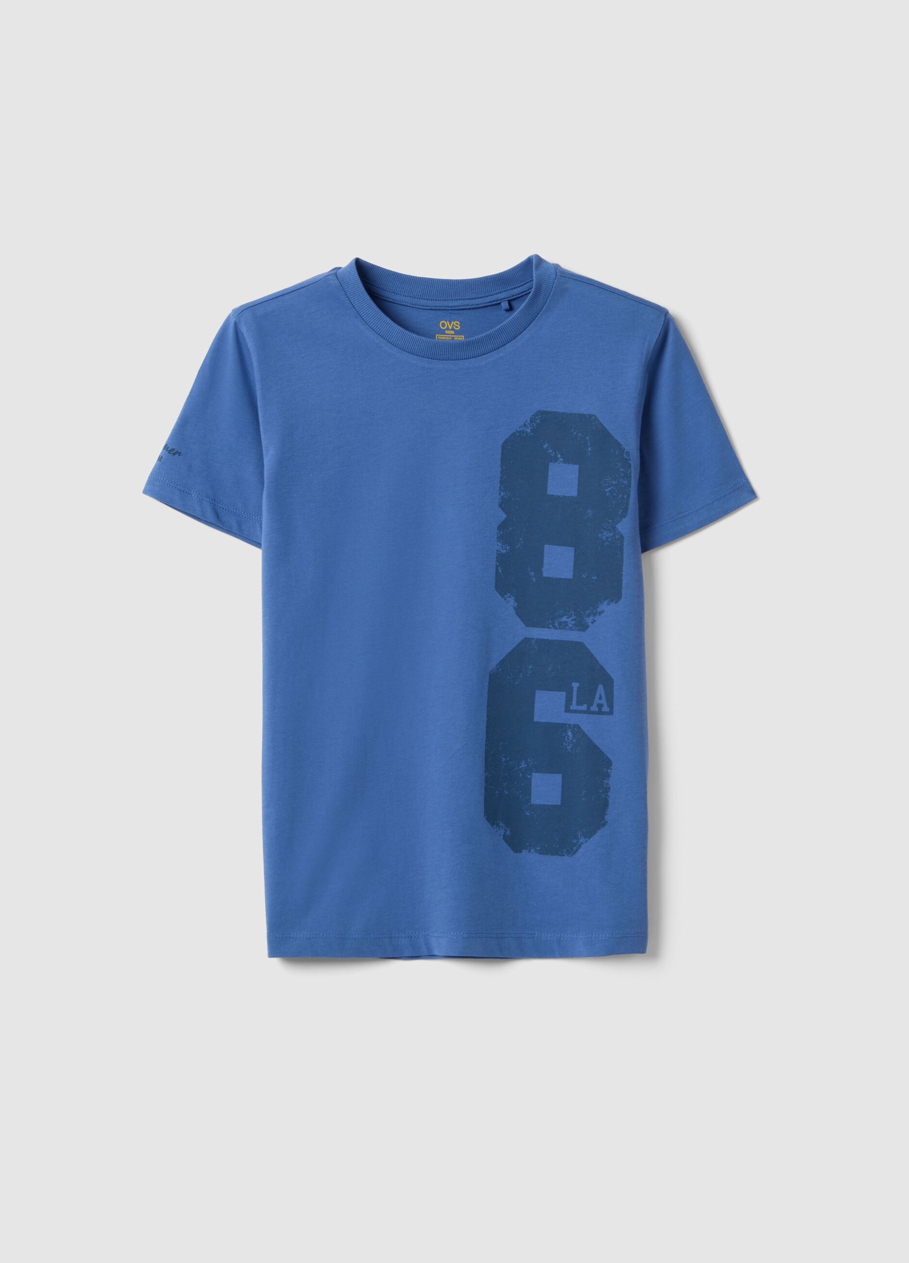 Boy's regular fit pure cotton blue T-shirt with print
