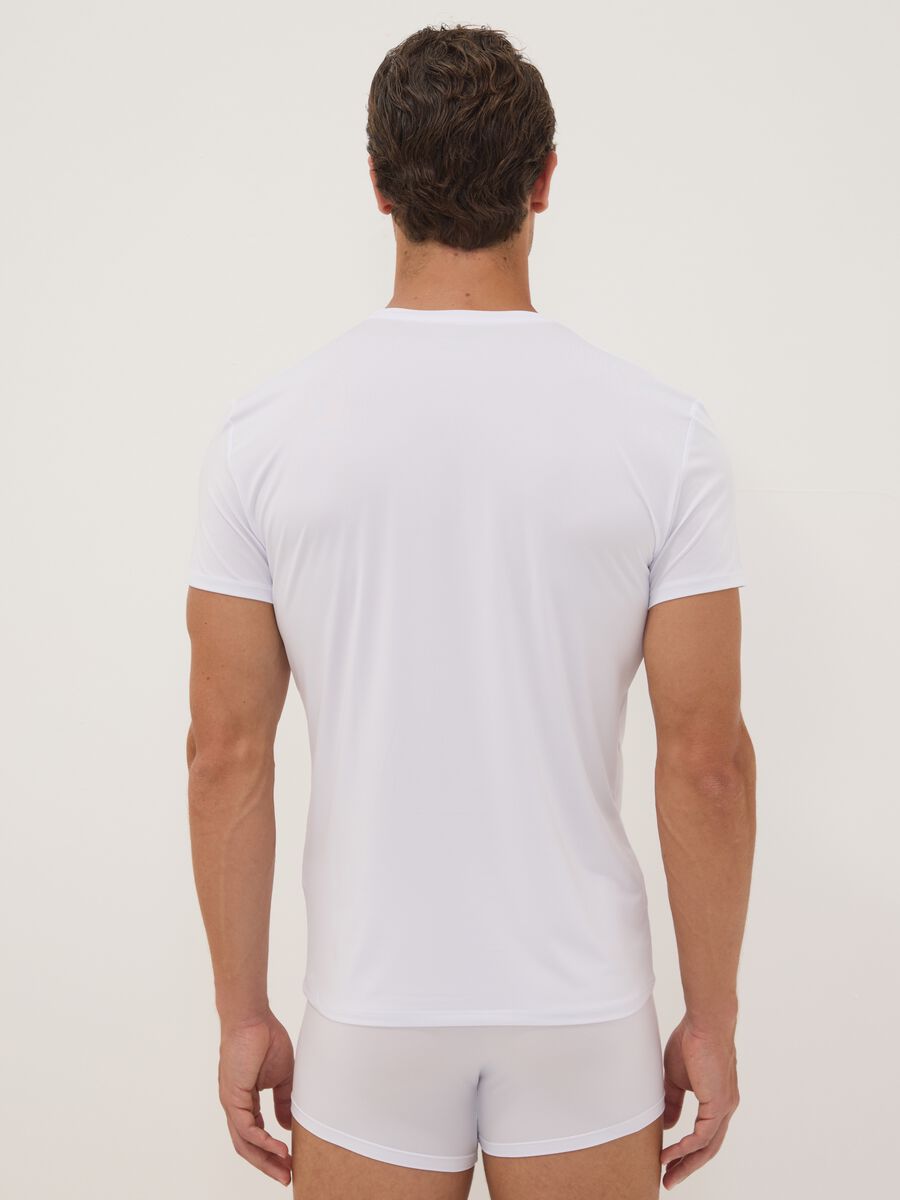 Bipack di t-shirt bianche in microfibra elasticizzato regular fit_3