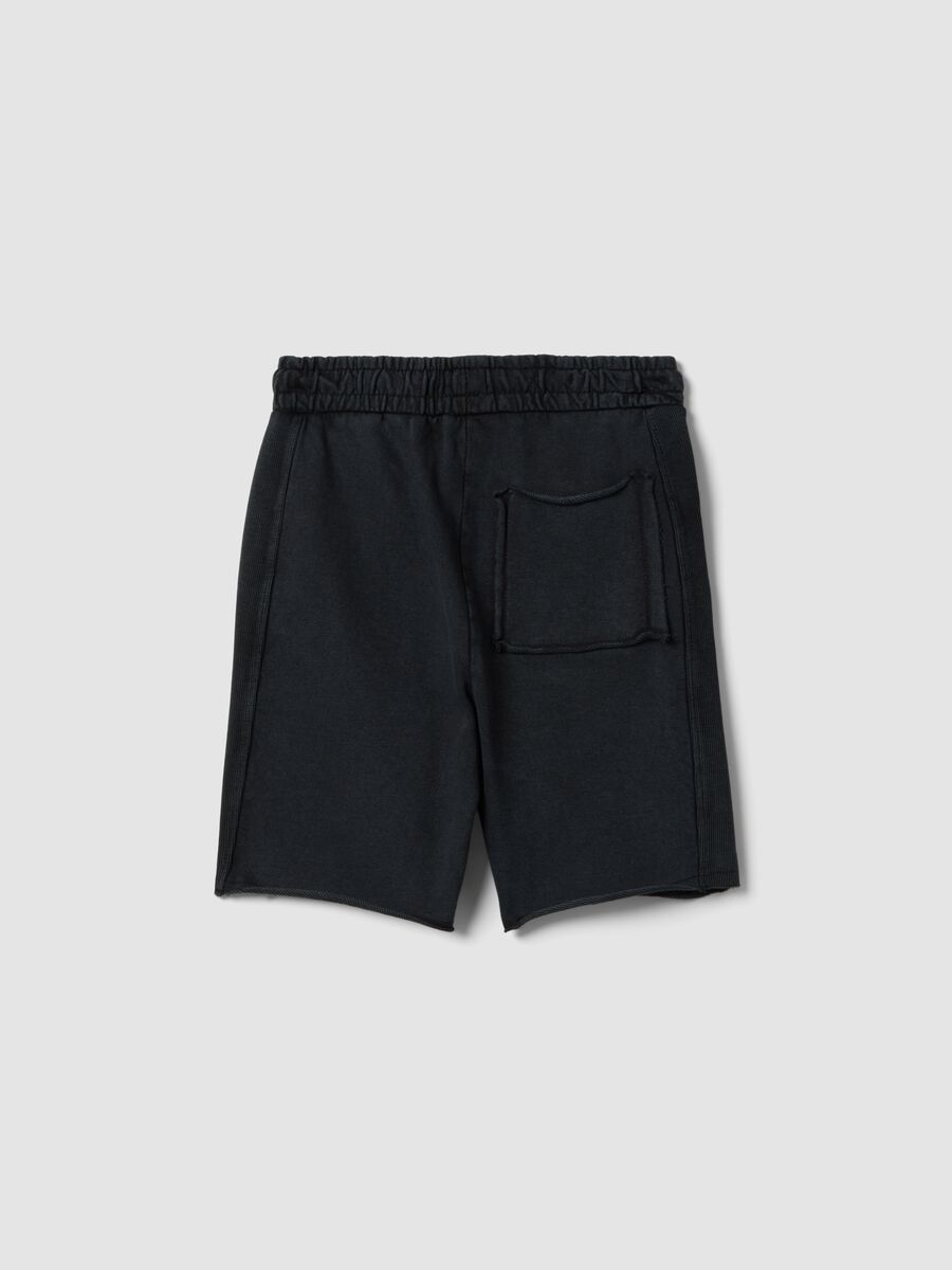 Black pure cotton shorts with elasticated waist_4