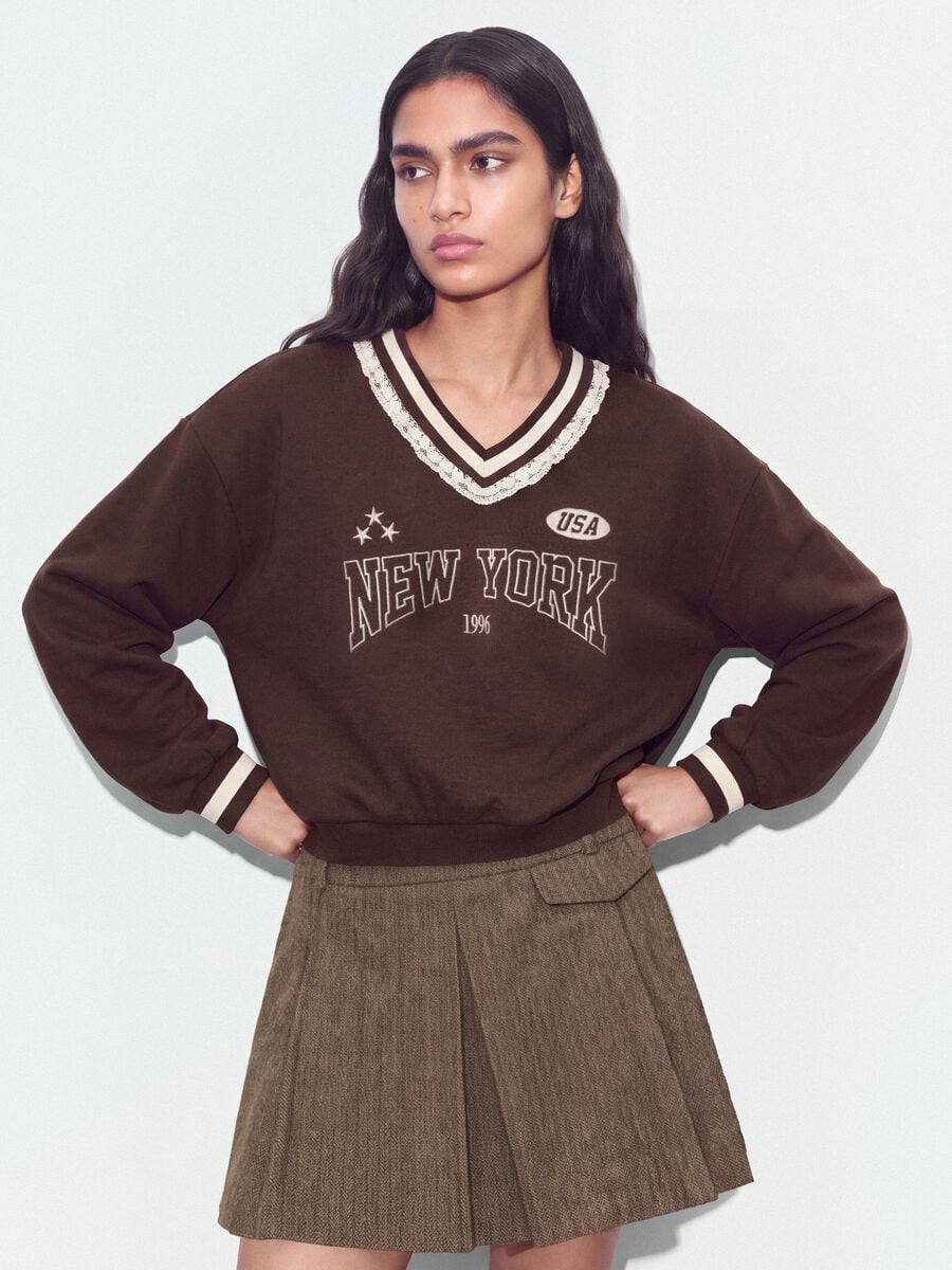 Brown cotton-blend sweatshirt with V-neck and lace detailing_0