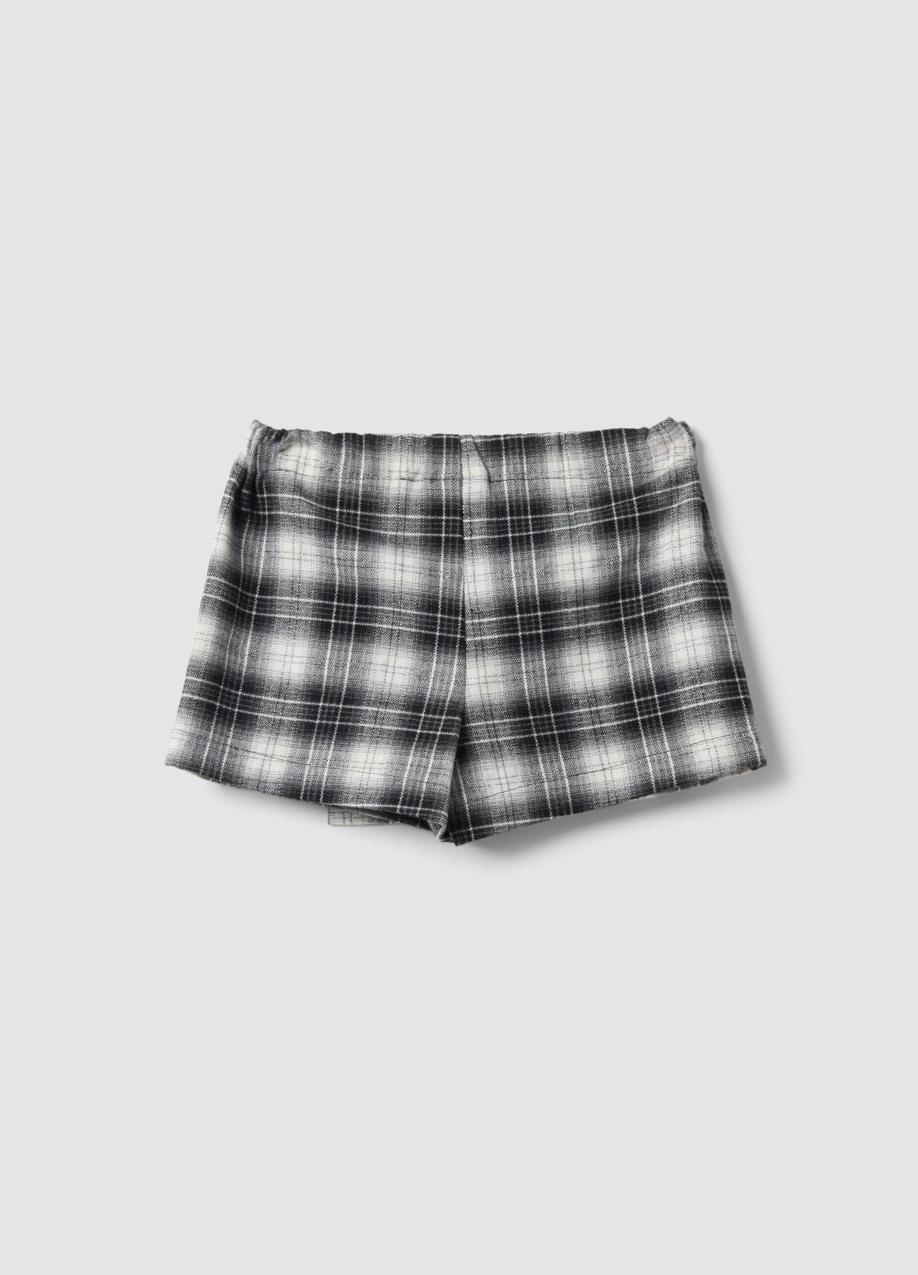 Black checked stretch viscose skort
