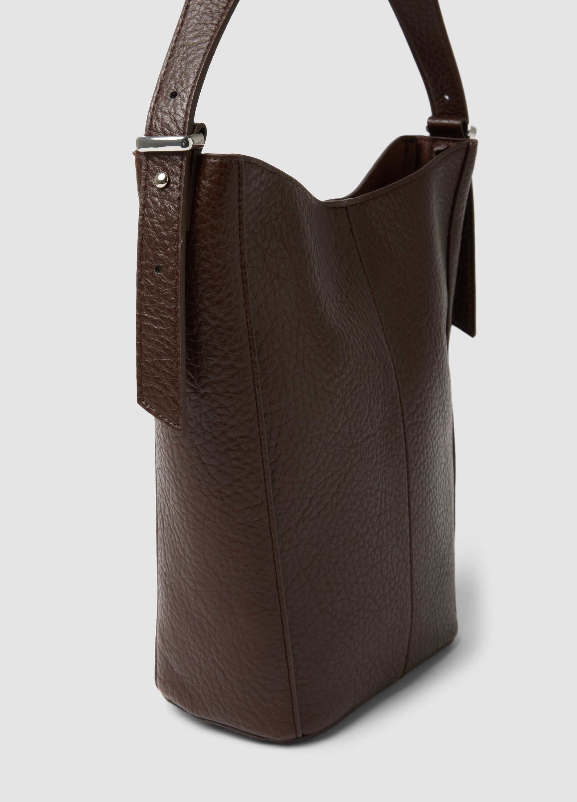 Brown hammered-effect shoulder bag