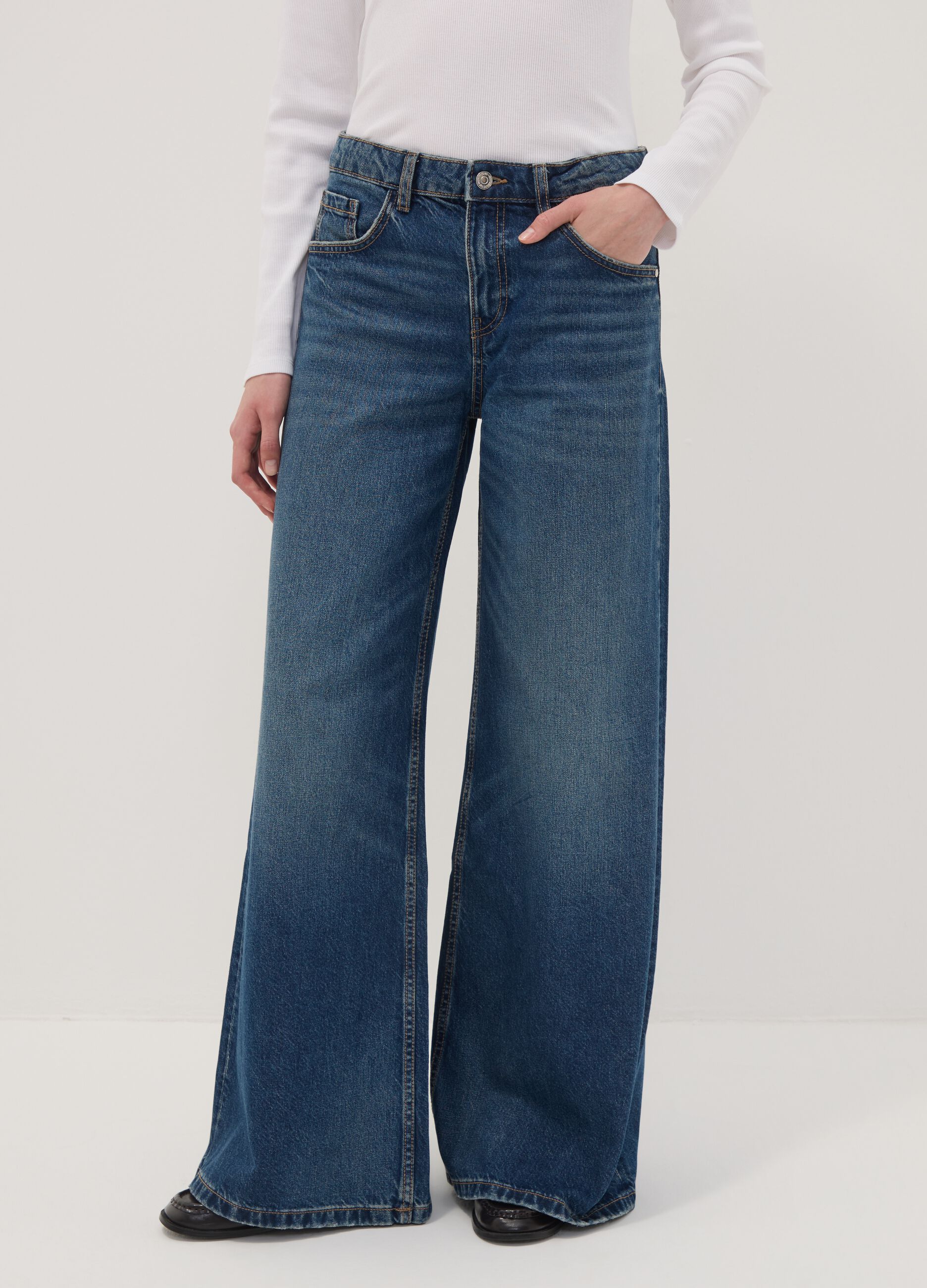 Blue pure cotton low-rise wide-leg jeans