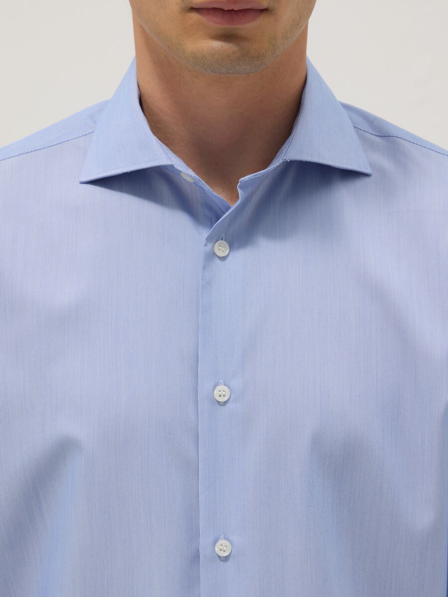 Regular fit blue shirt with French collar_2
