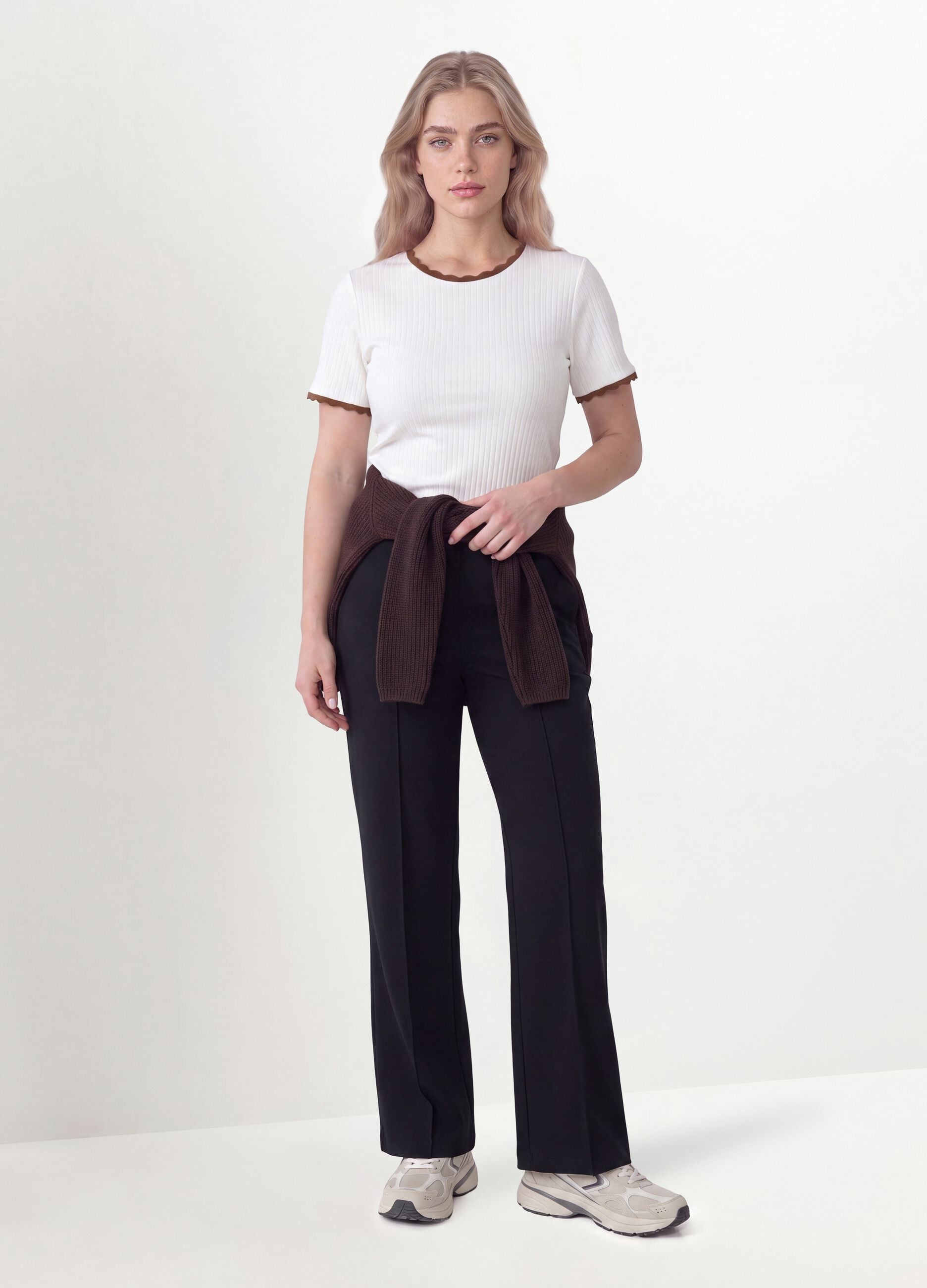 Black flare trousers in stretch viscose