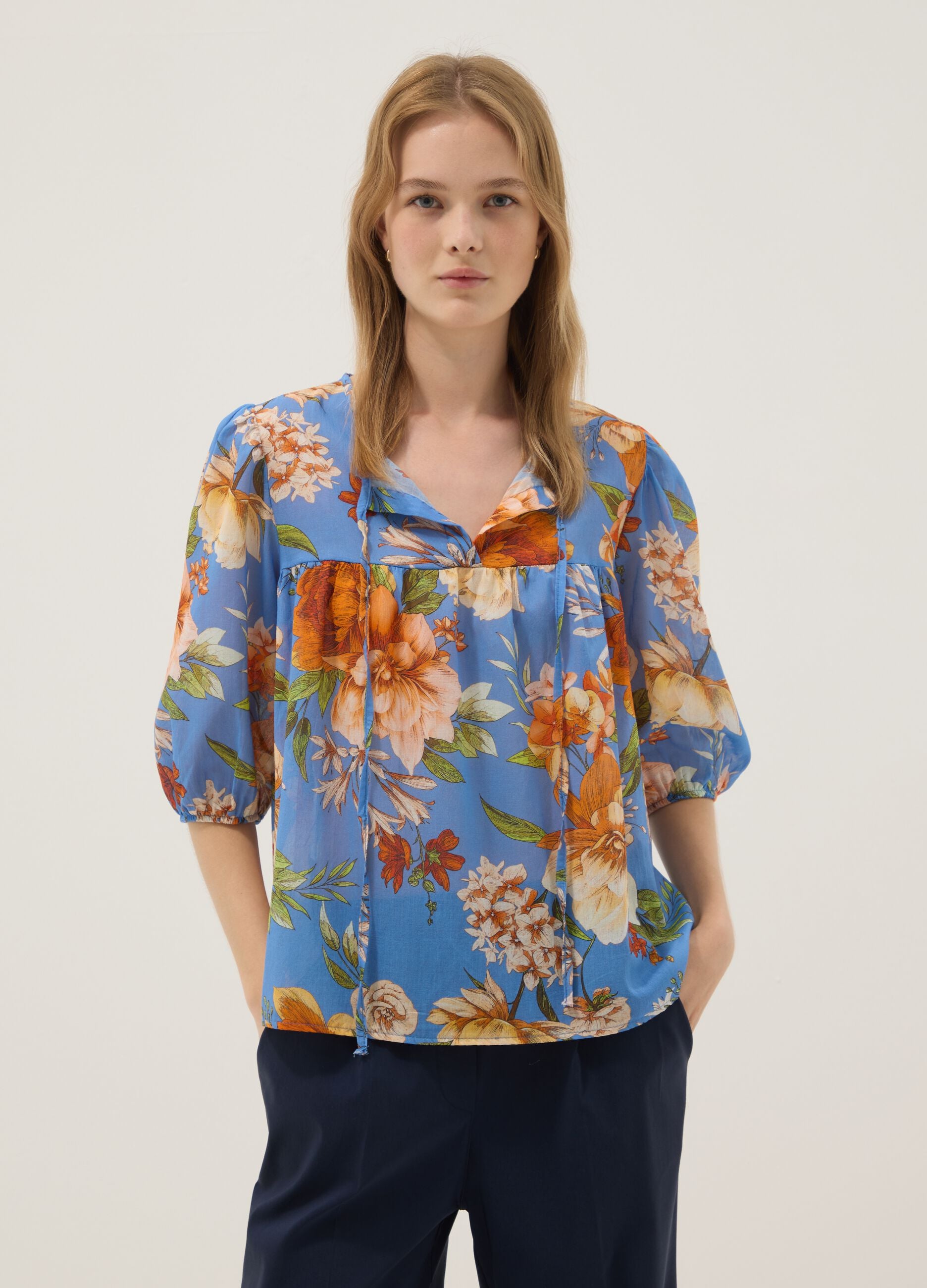 Blue floral blouse in pure cotton
