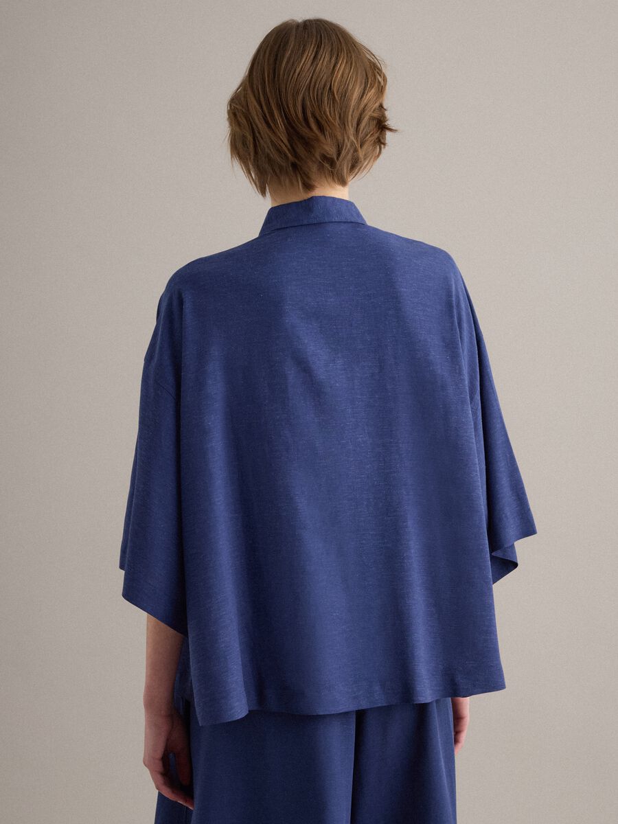 Camicia blu in misto viscosa e lino over fit_3