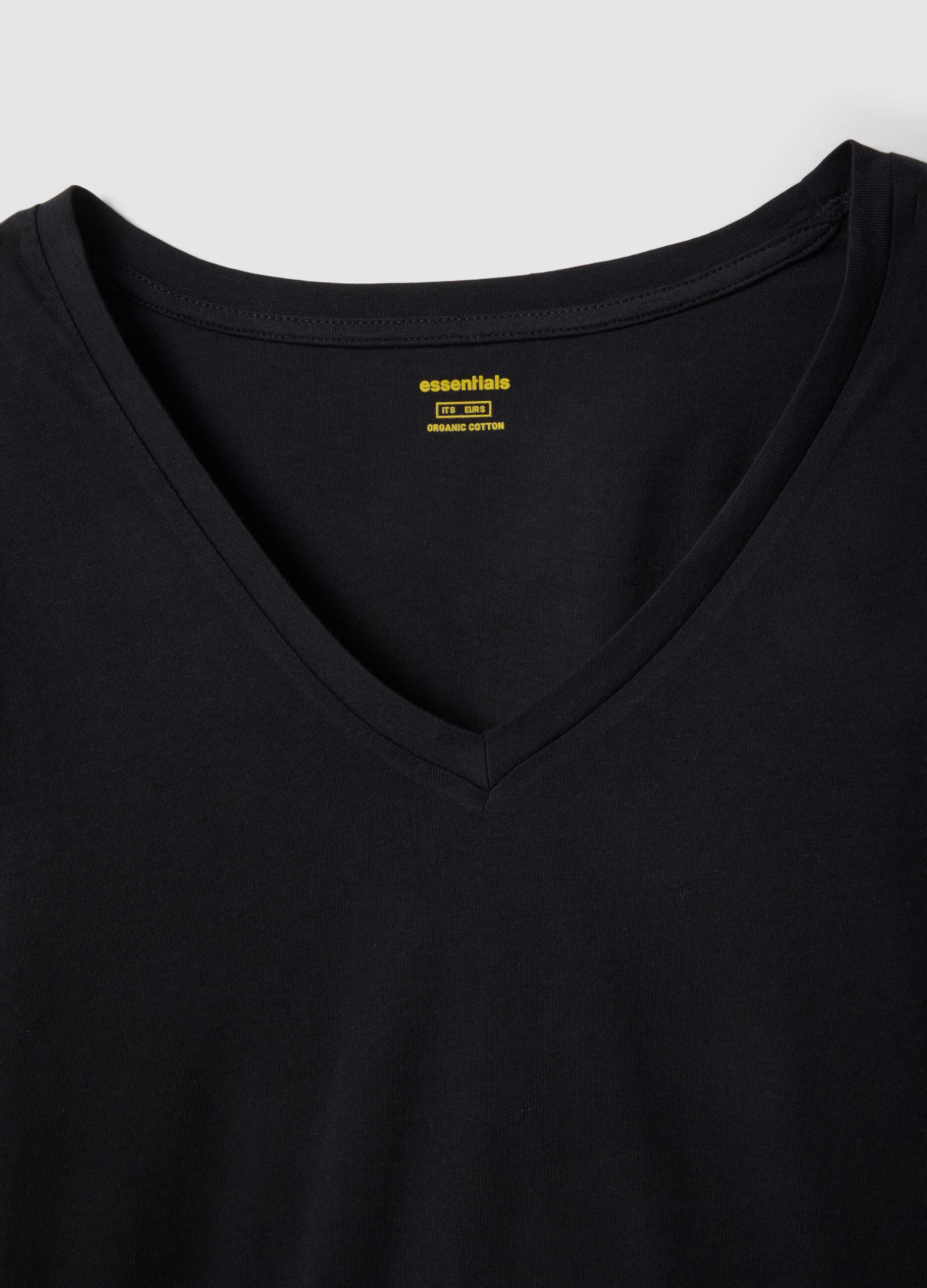 Black pure cotton V-neck regular fit T-shirt