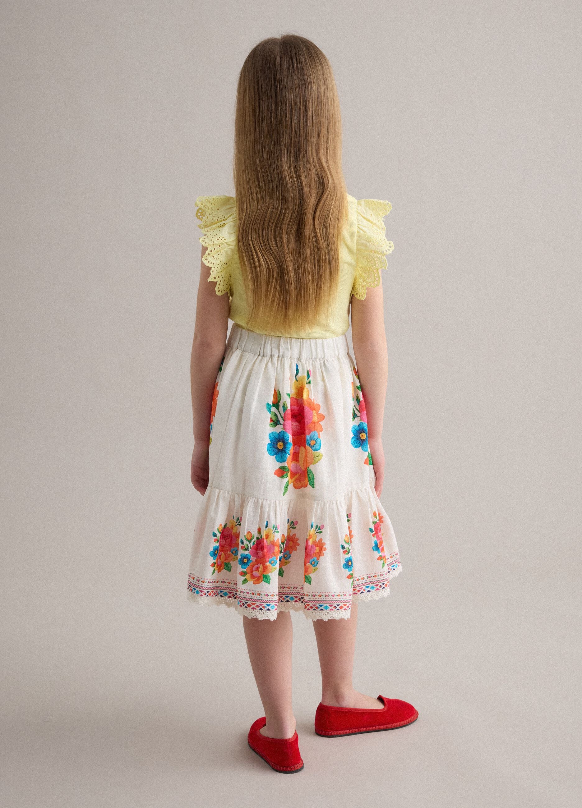 White pure cotton skirt with floral print
