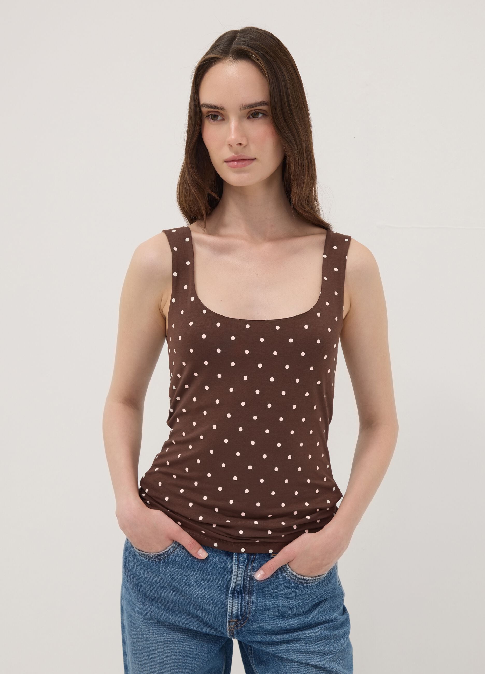 Brown fitted polka-dot stretch cotton top
