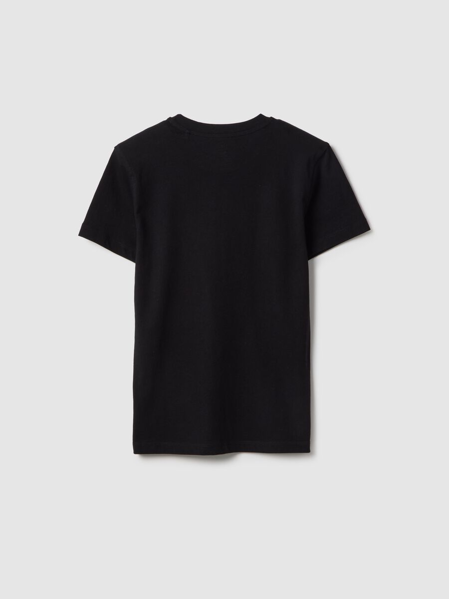 T-shirt in puro cotone nero da ragazzo regular fit con scritta_4