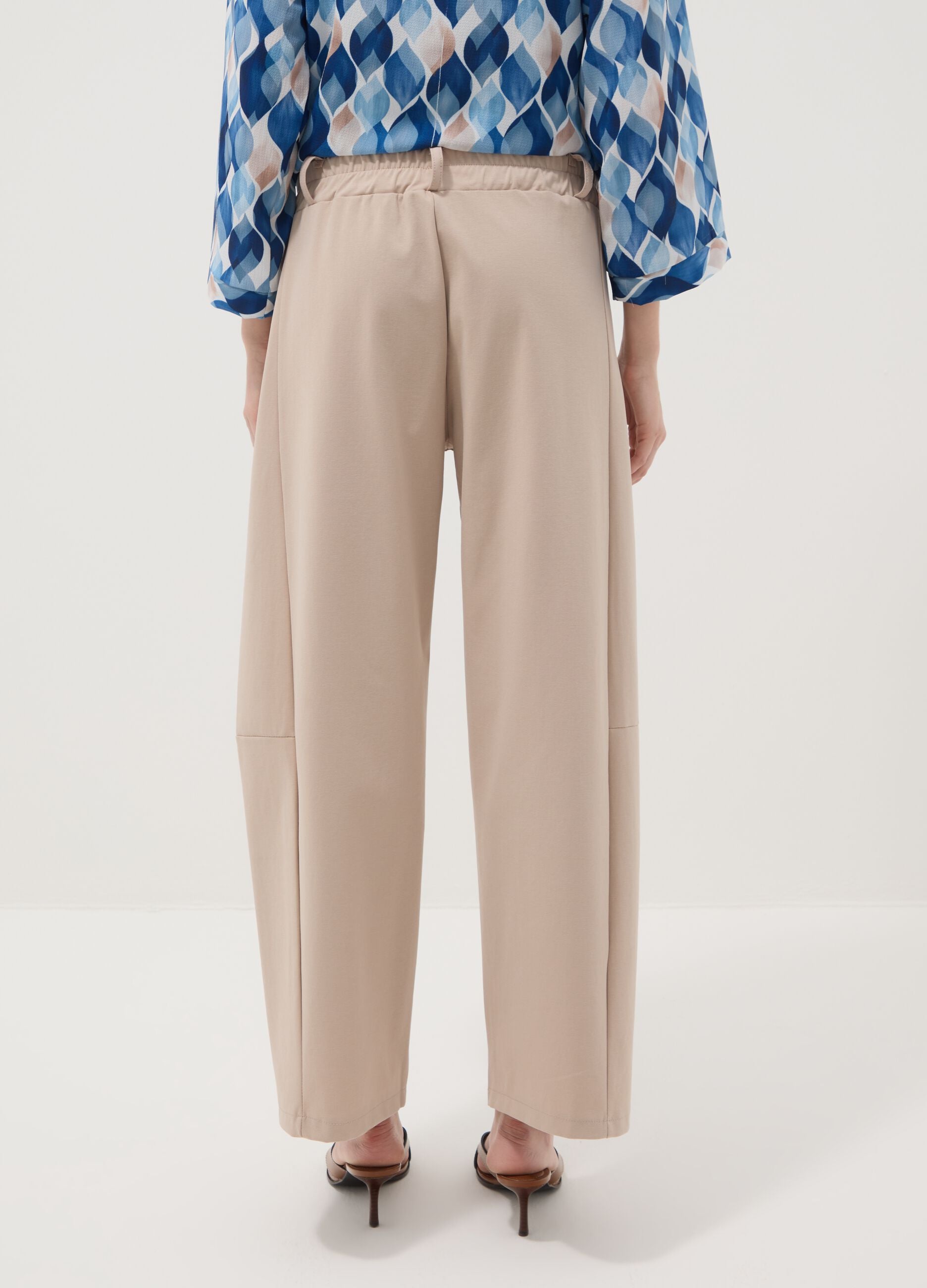 Beige wide-leg trousers in stretch cotton