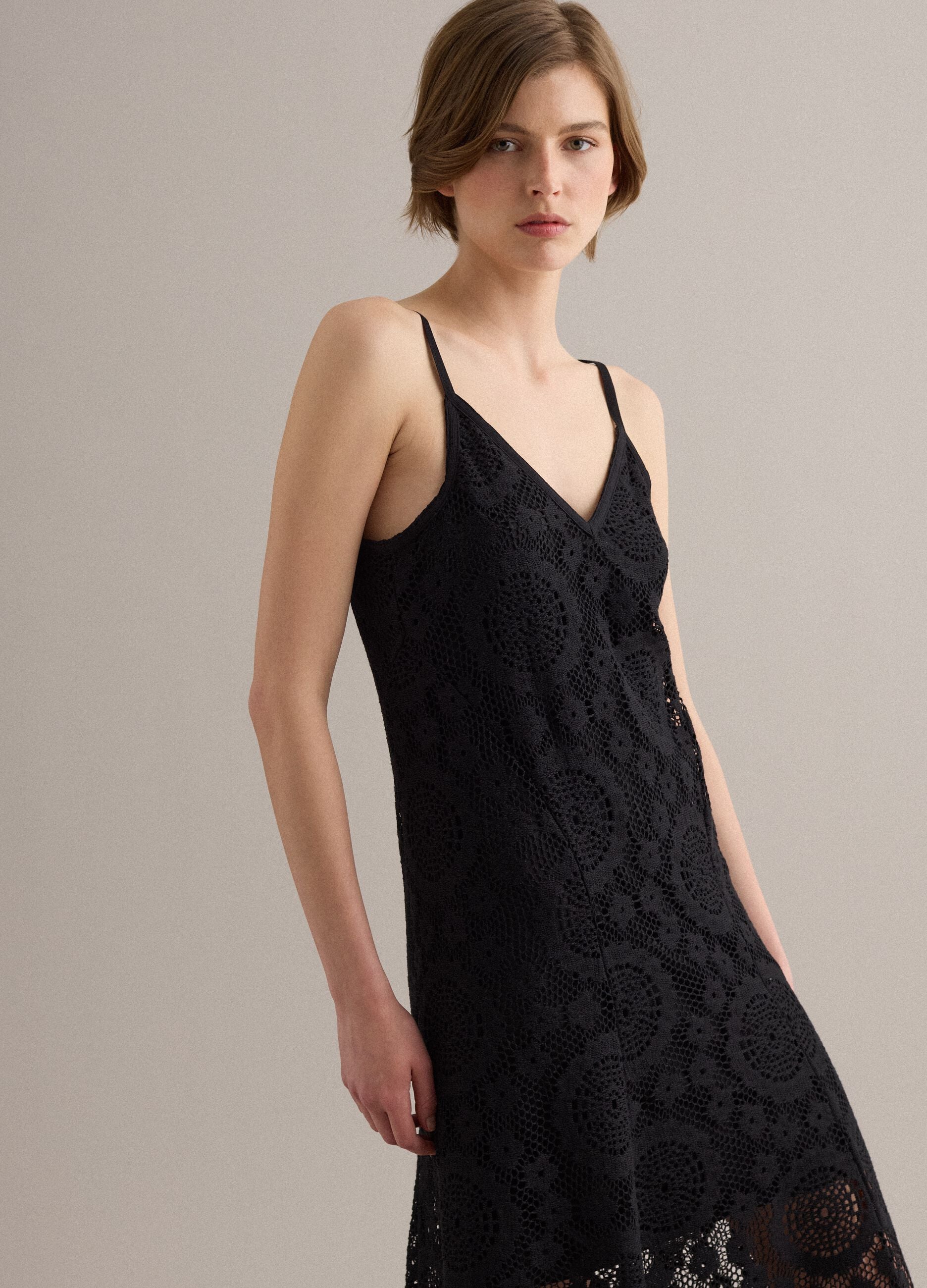 Long black crochet dress with V-neck, regular fit