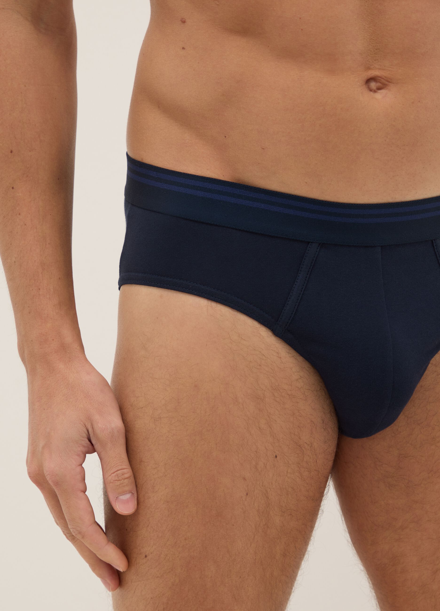 Tripack of regular fit multicolour cotton briefs