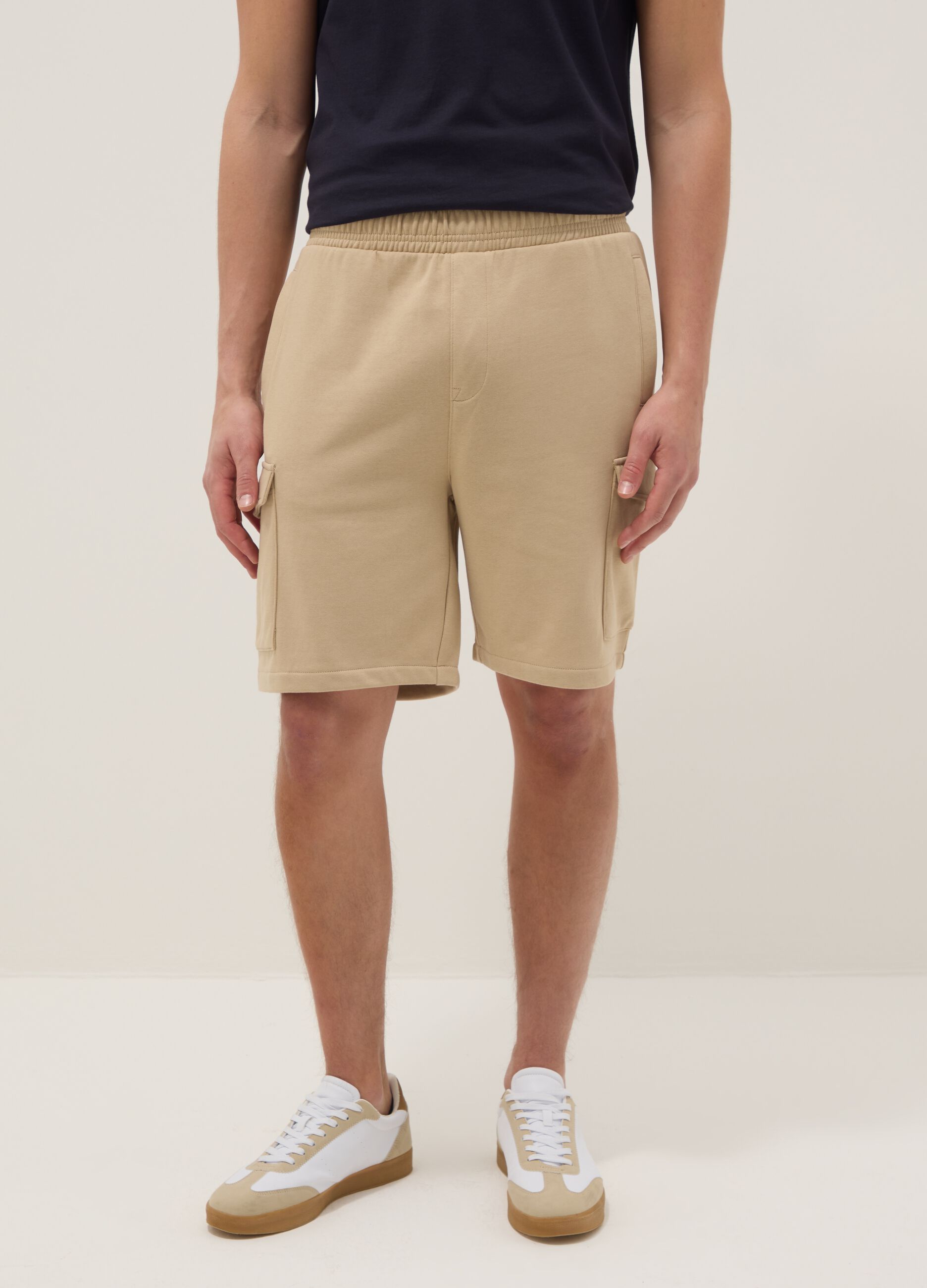 Beige cotton-blend cargo pocket Bermuda shorts, relaxed fit