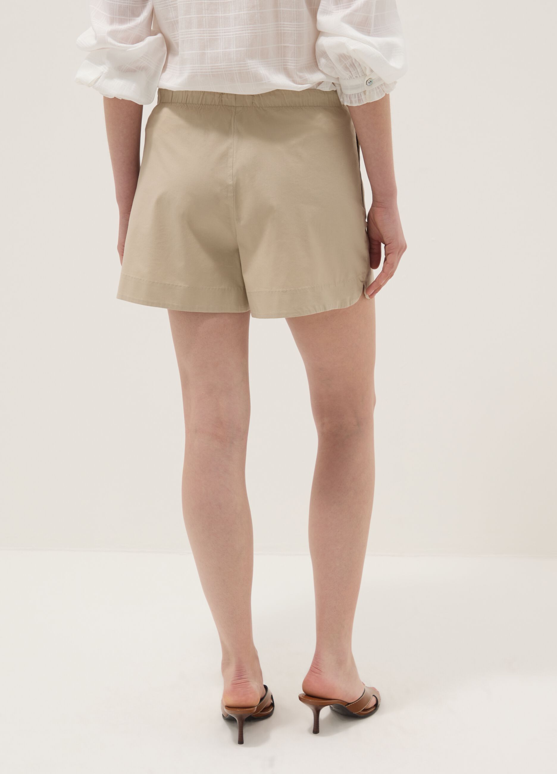 Beige stretch cotton shorts