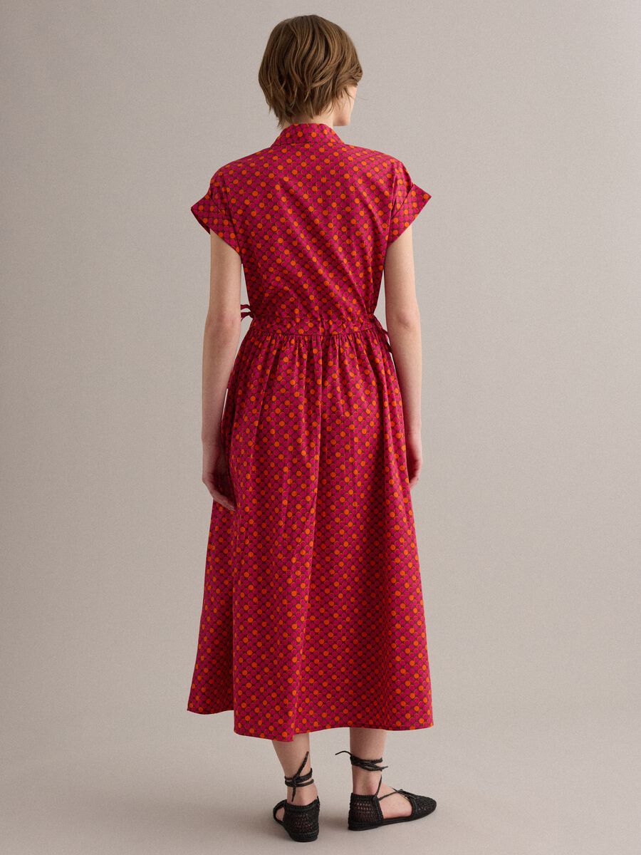 Abito midi rosso in puro cotone con fantasia stampata_2