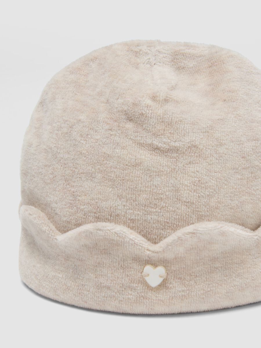 Cappellino beige in misto cotone organico jersey_2