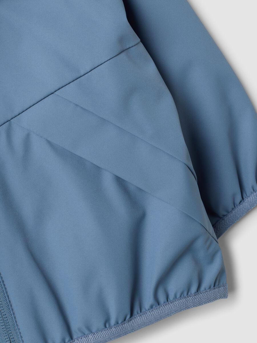 Giacca azzurra con cappuccio e zip regular fit per bimbo_2