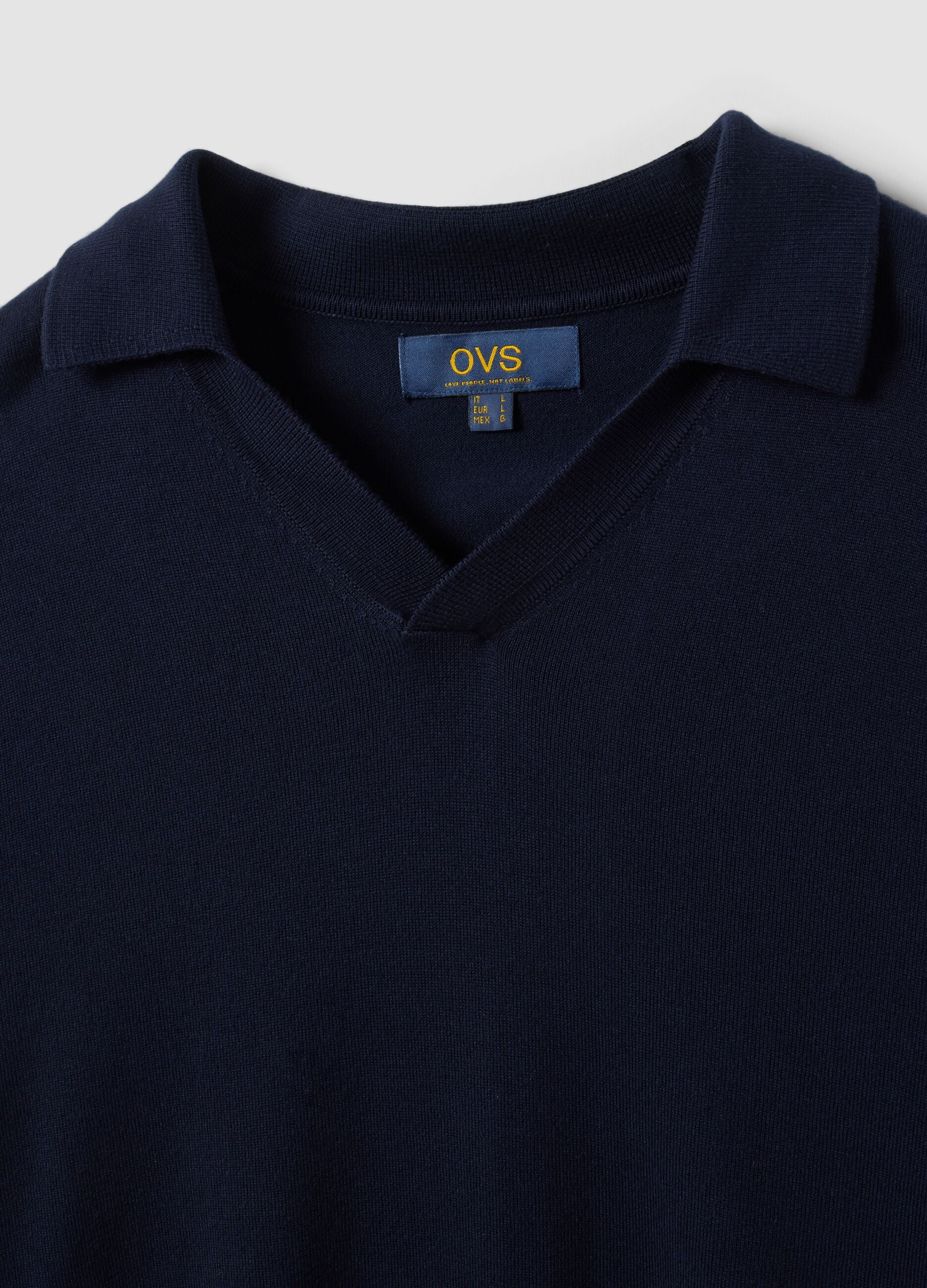 Blue viscose-blend polo with V-neck and regular collar, regular fit