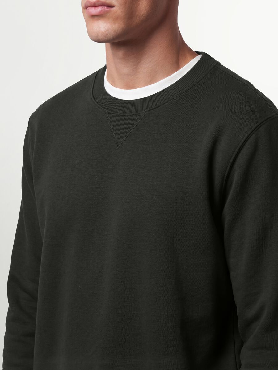 Black crew-neck cotton-blend sweatshirt, regular fit_3