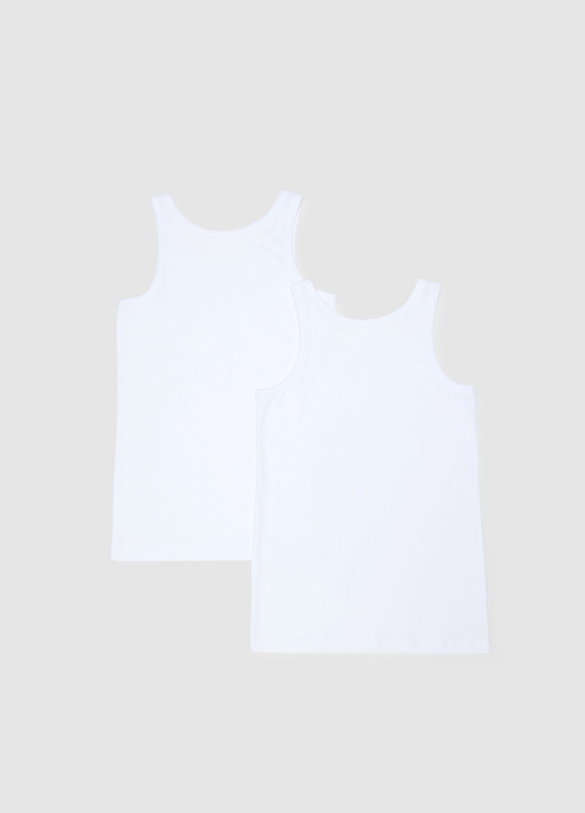 Twin pack boys' white vests in pure cotton regular fit