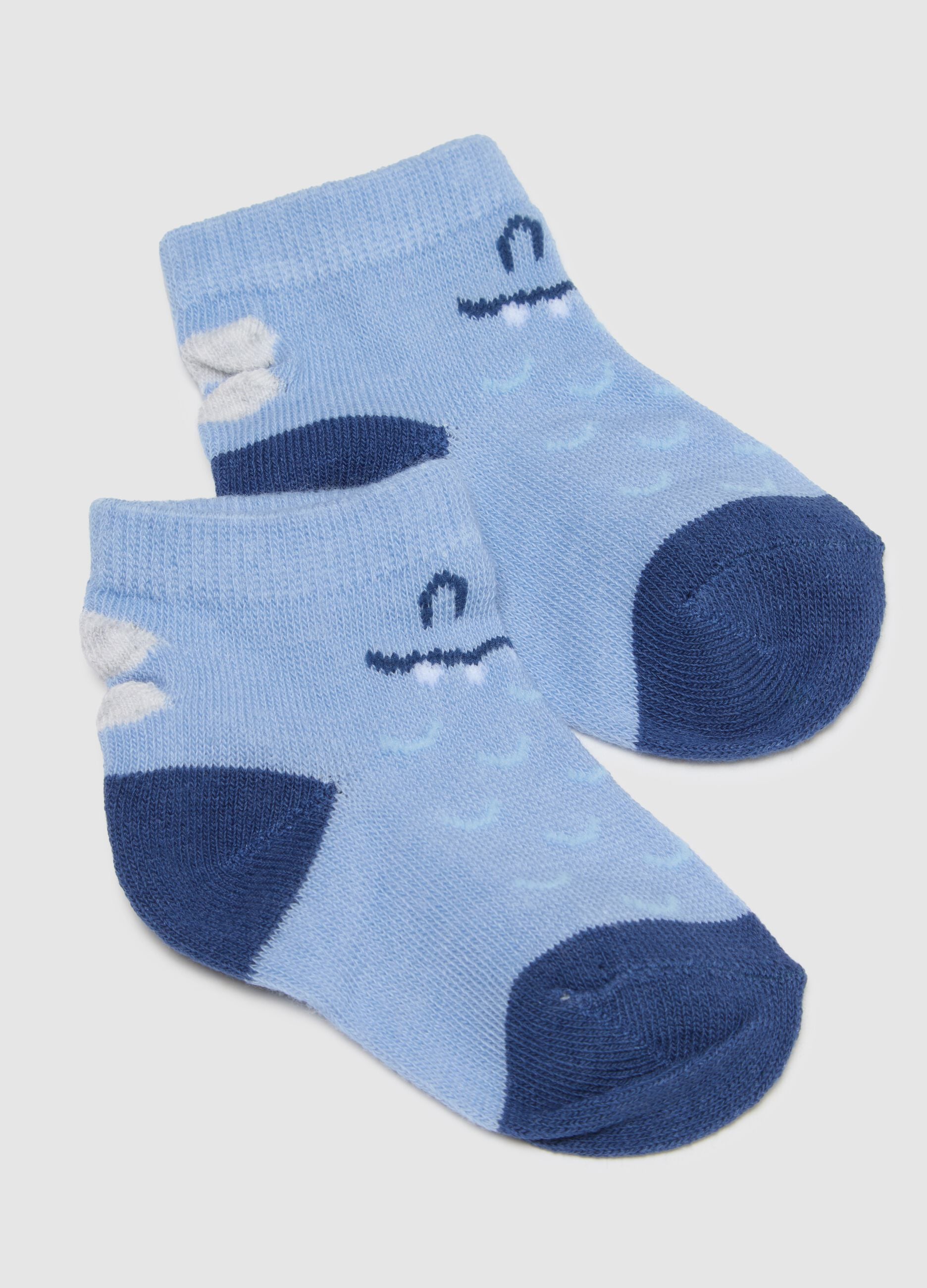 Newborn multi-colour cotton blend socks tripack with designs
