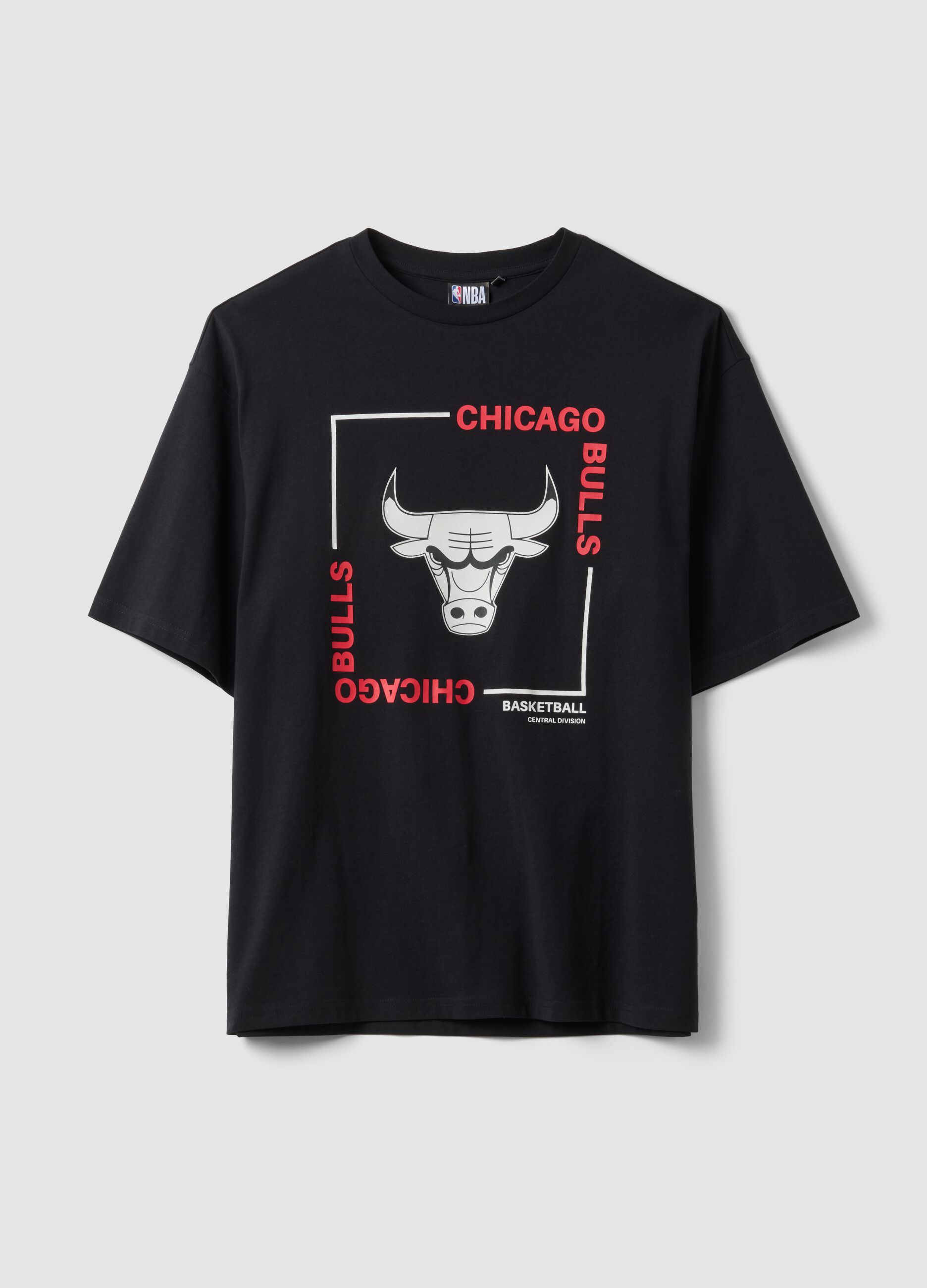 Black pure cotton T-shirt with Chicago Bulls print